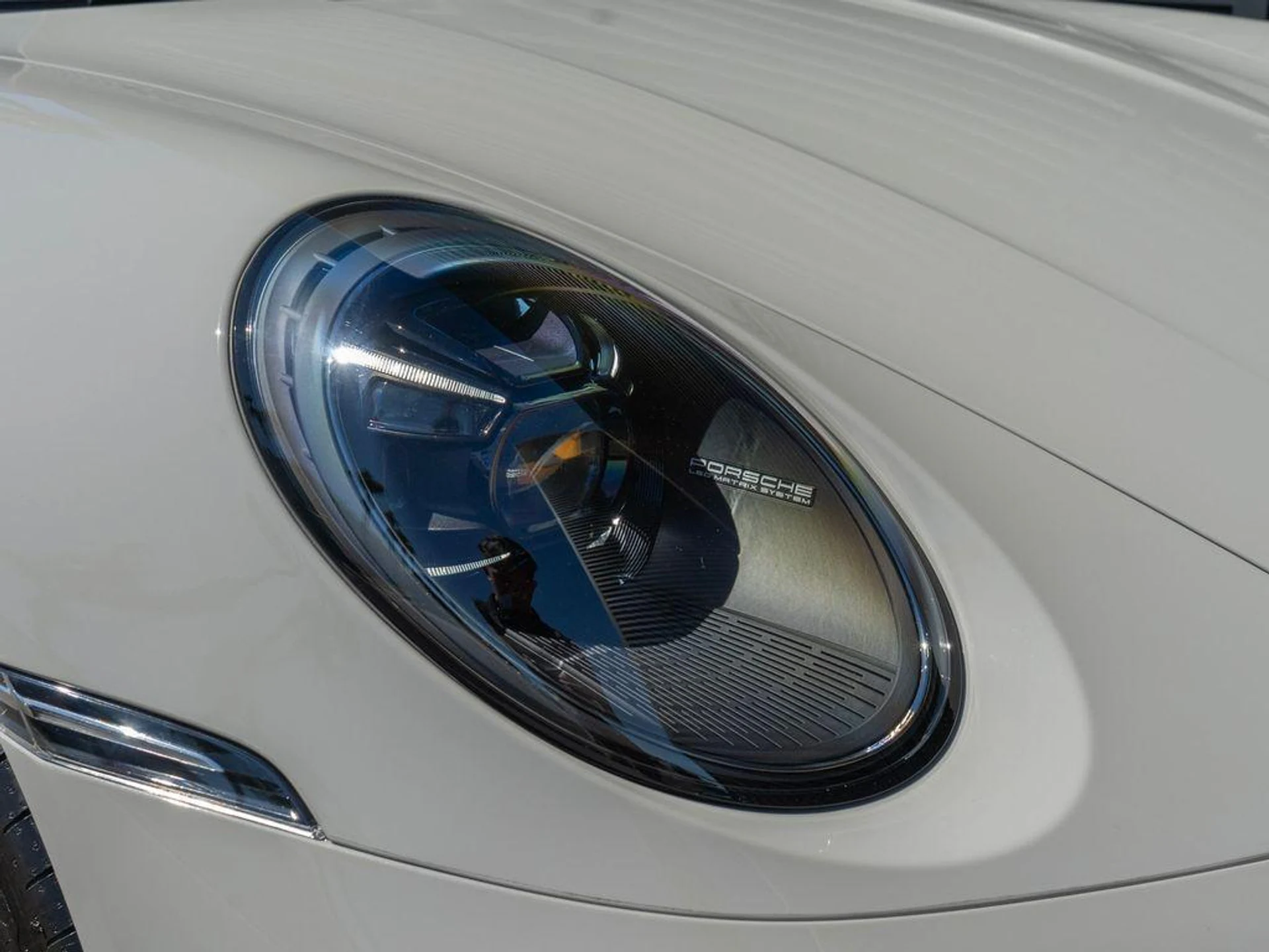 mph012_871689506_Sw_Rg3jd_HB_Qf_RUJ_Qd6_VW_Drn_WE_7w_c442abfa90