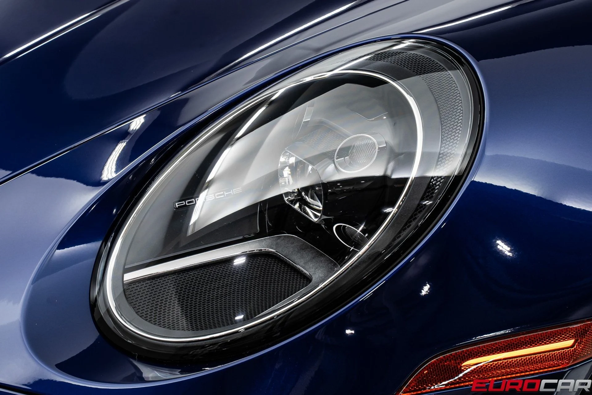 mph012_875407870_image_13_e36929a9d0