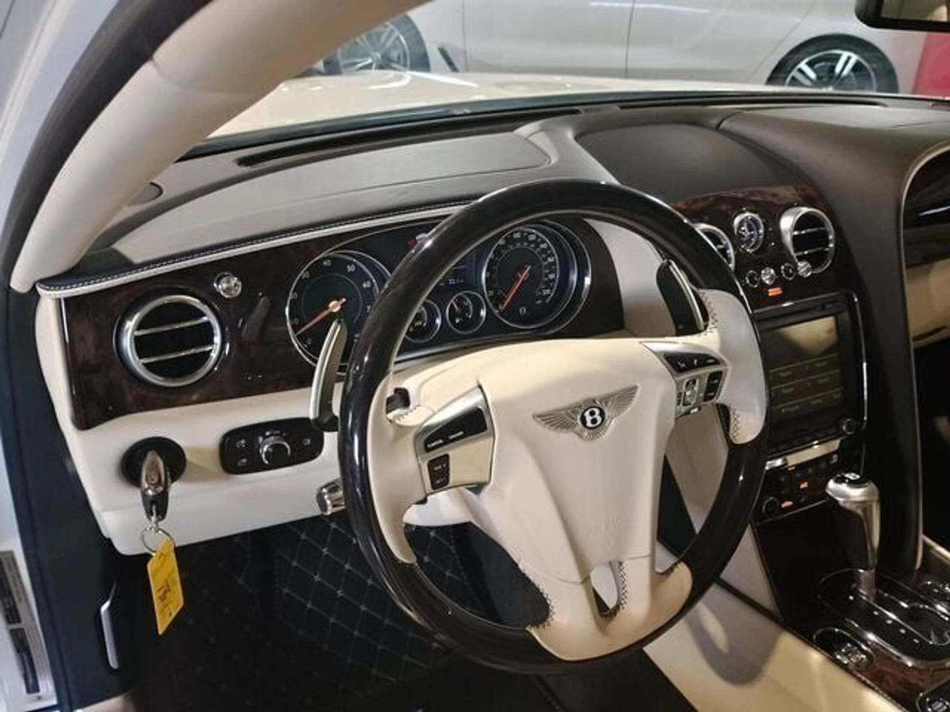 mph012_881788091_7649291e42_640_68b233810c