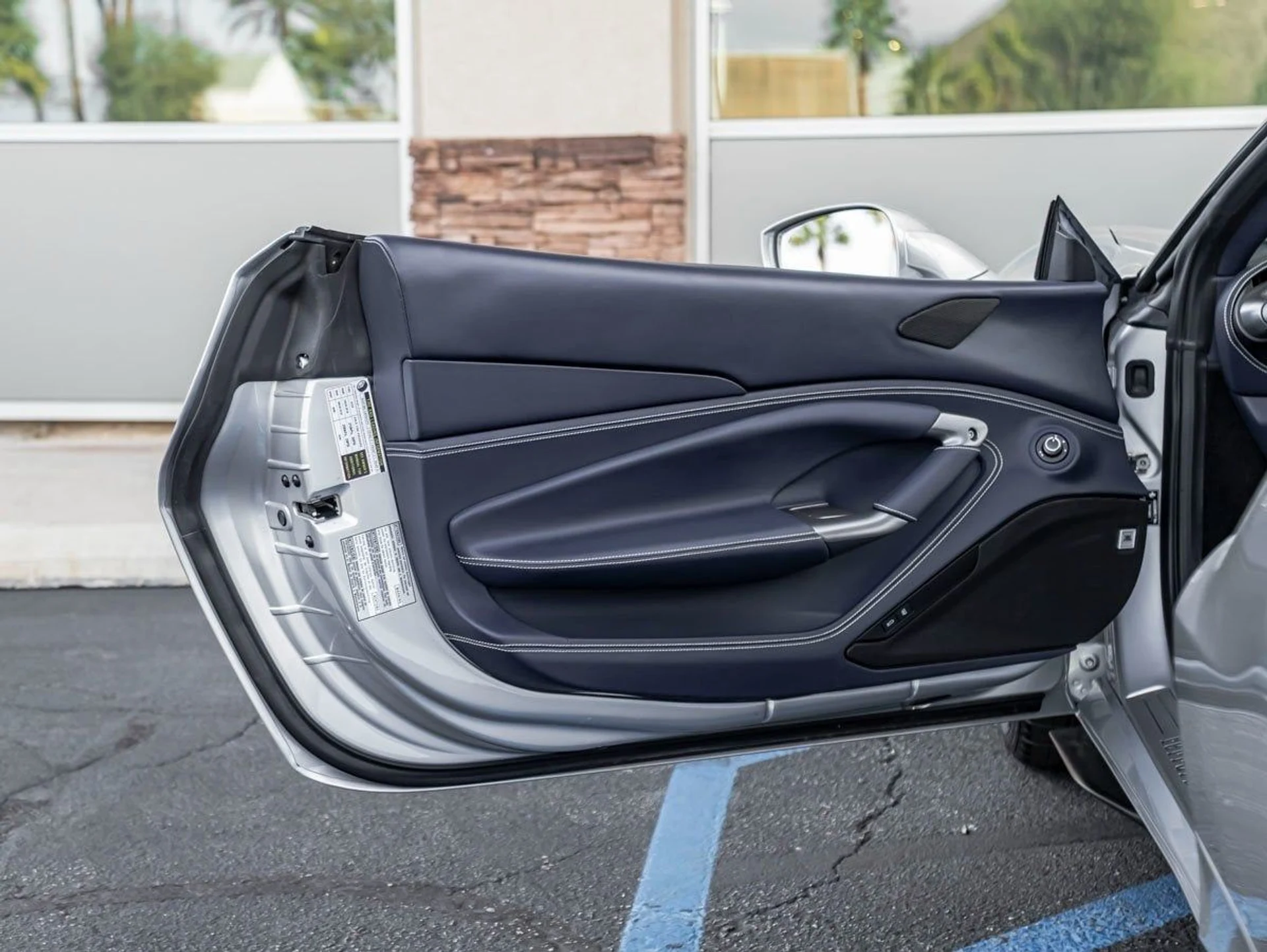 mph012_883152595_13_b1e0a2fbfe