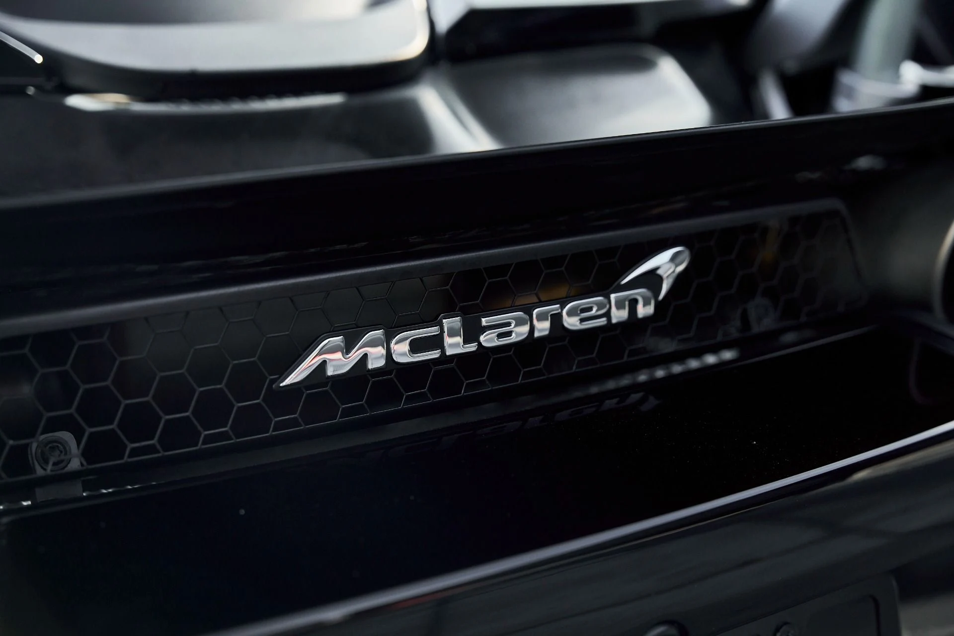 mph012_883414112_Used_2021_Mc_Laren_720_S_1767401809_6e68b29be0