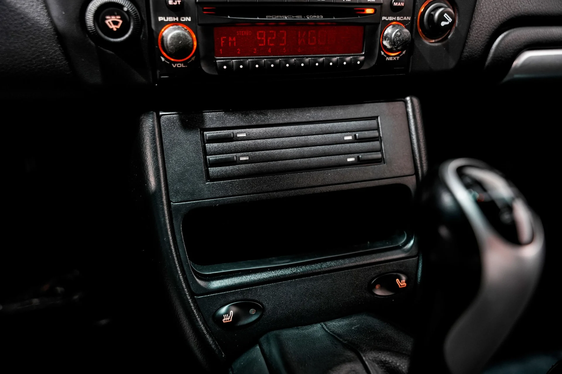 mph012_884499444_3ff5694c42d302052e59f78eeb4d1df1x_b40657636d