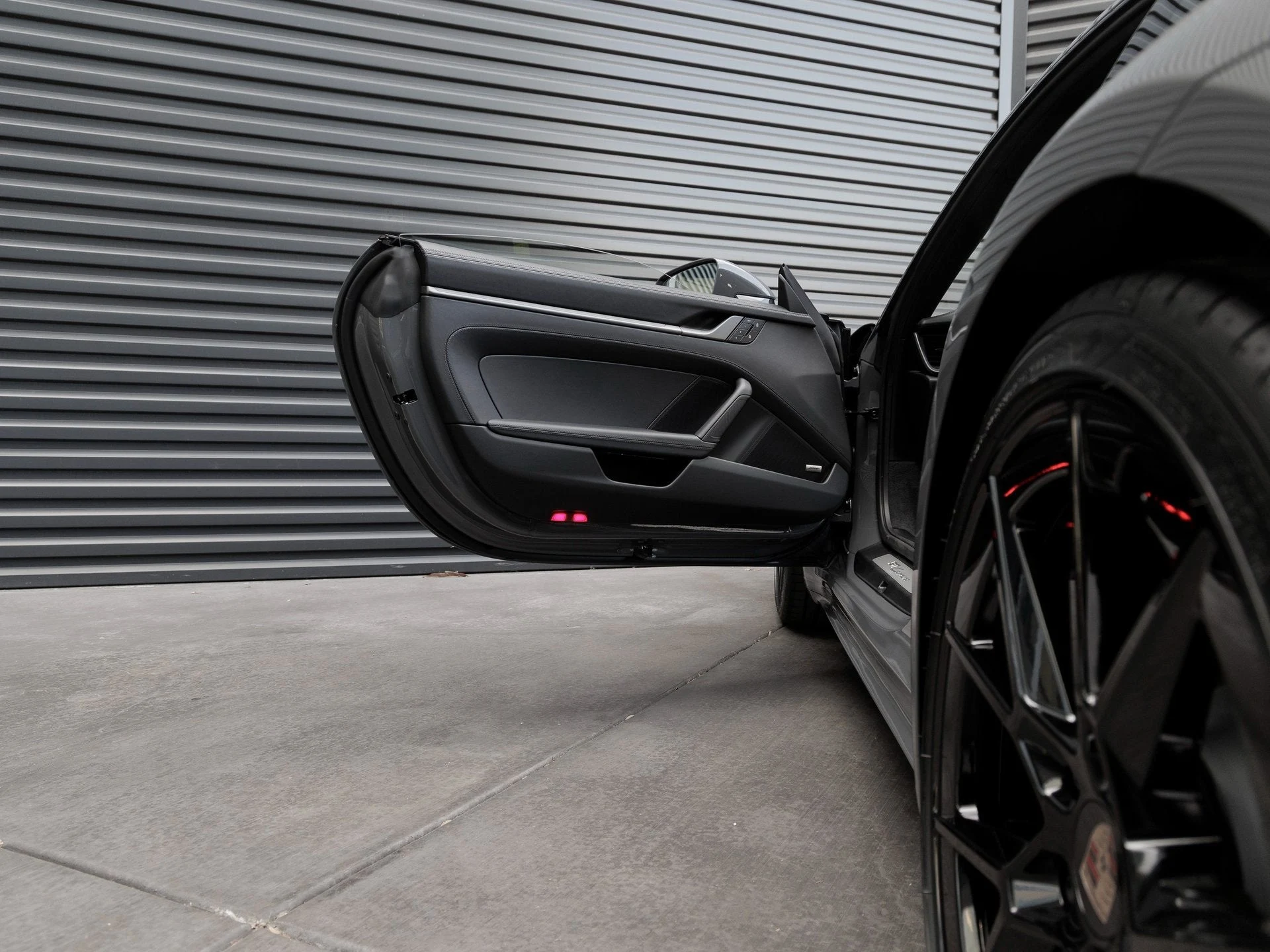 mph012_888375961_13_0acbb239ca