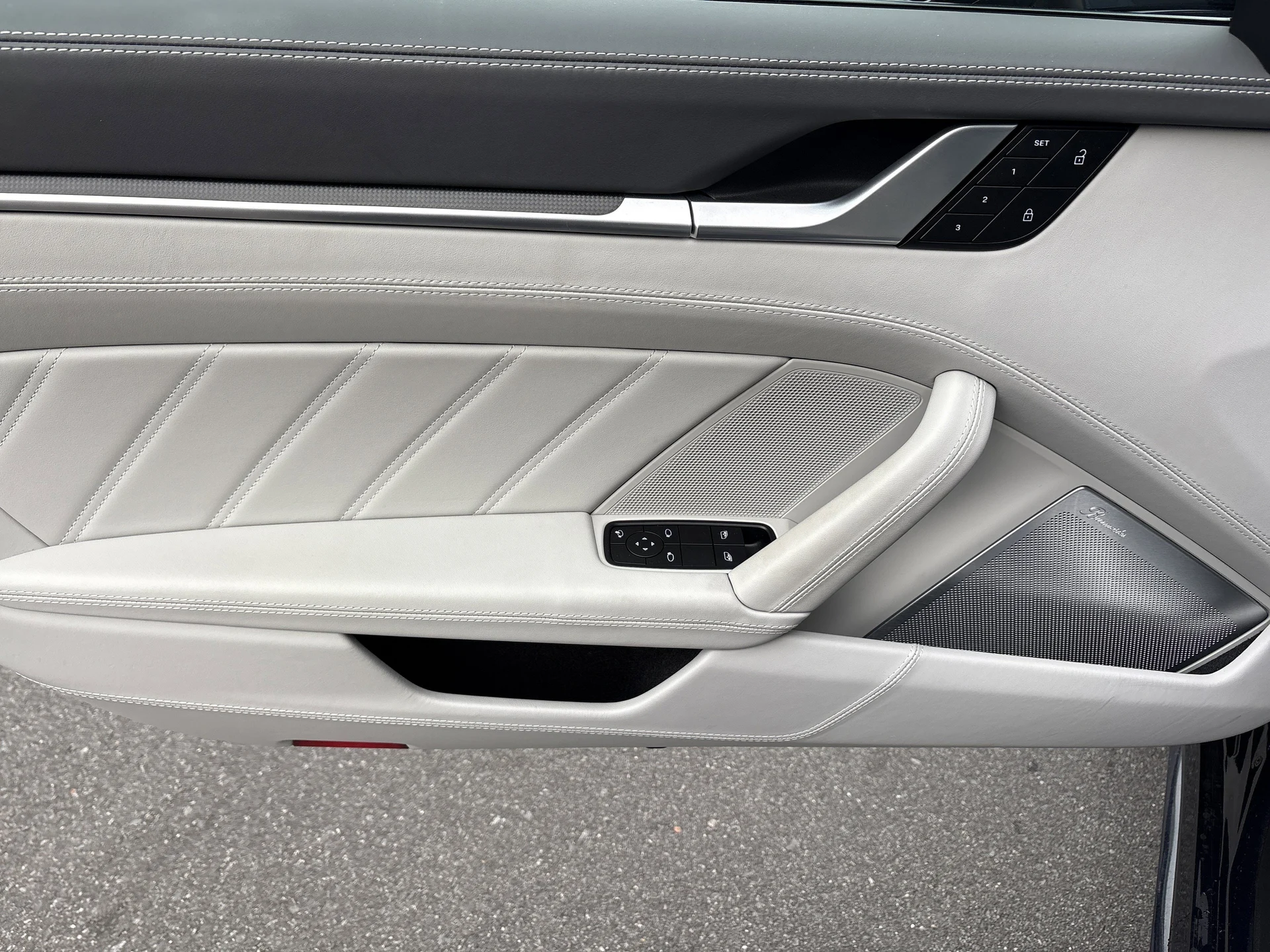 mph012_889444676_9867c2432e1c49fca2433aa7feebc534_0b215efb7f