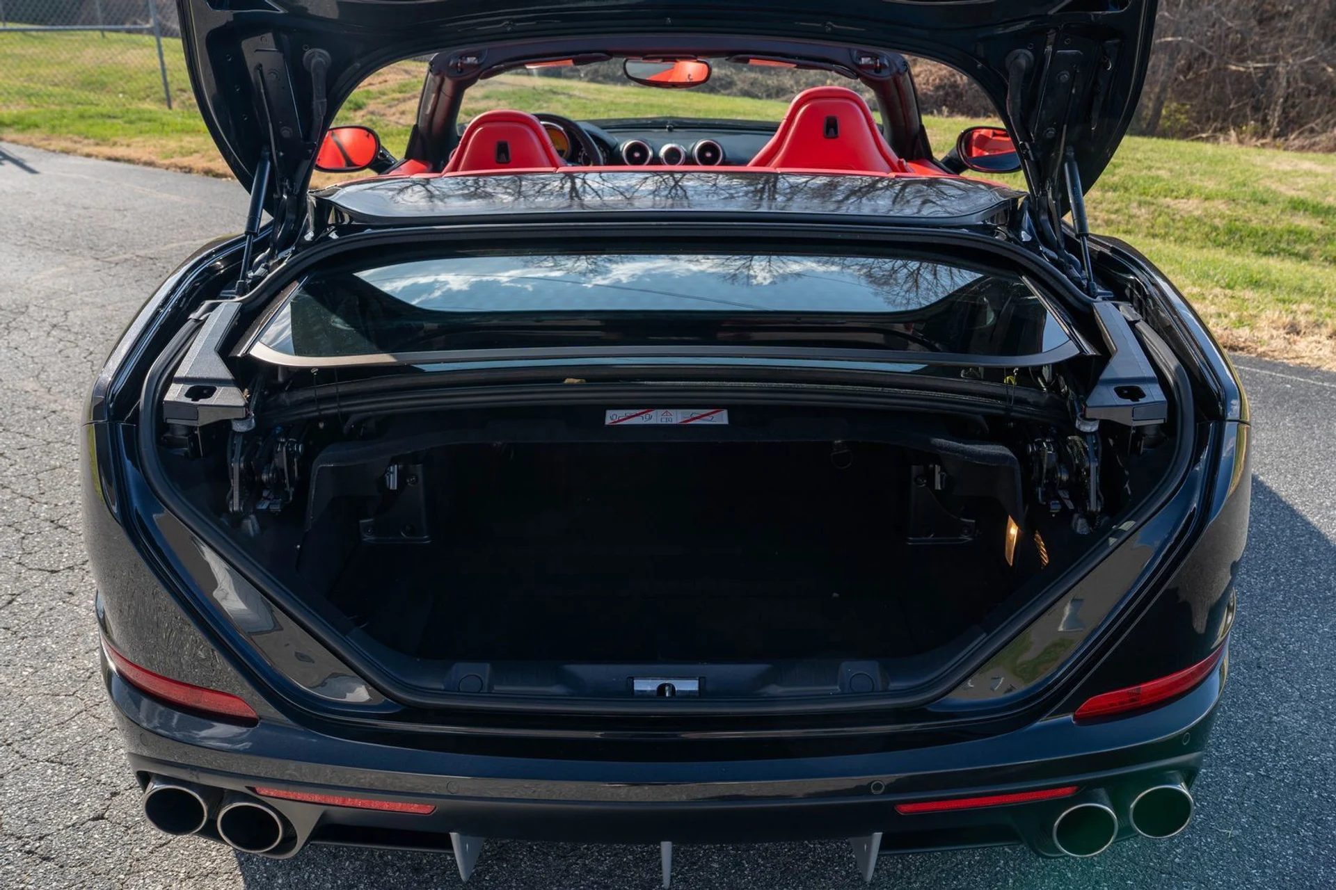 mph012_893840010_ab3504f31956416e9b3dce5b5c317dfa_1af0a1e6b5