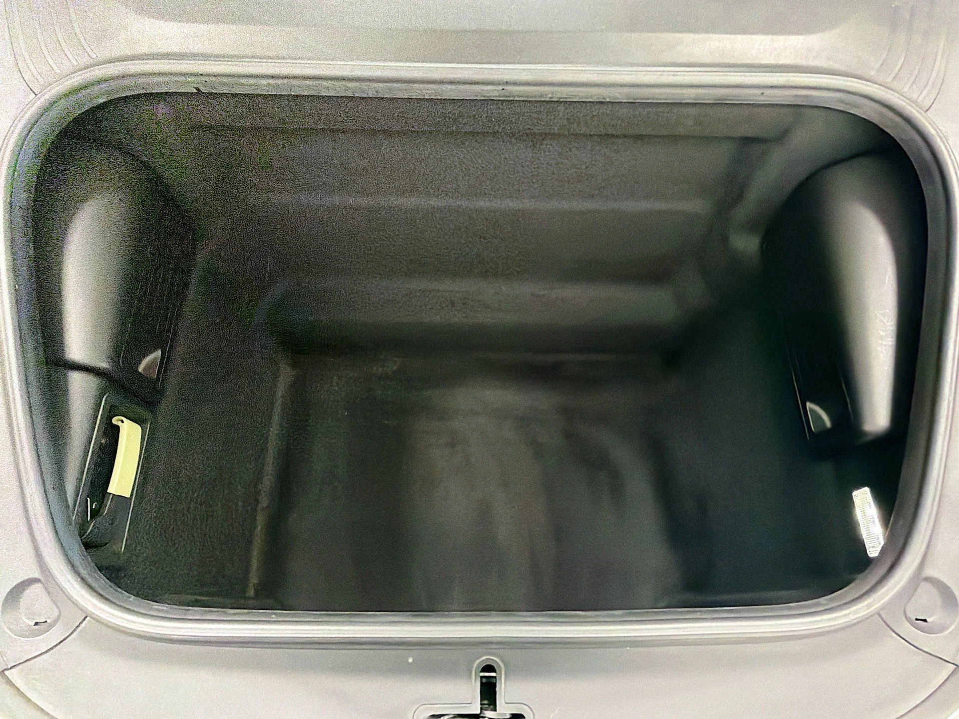 mph012_89913419_f44c7ddd6094f25490f36a9334943020_decc482e14