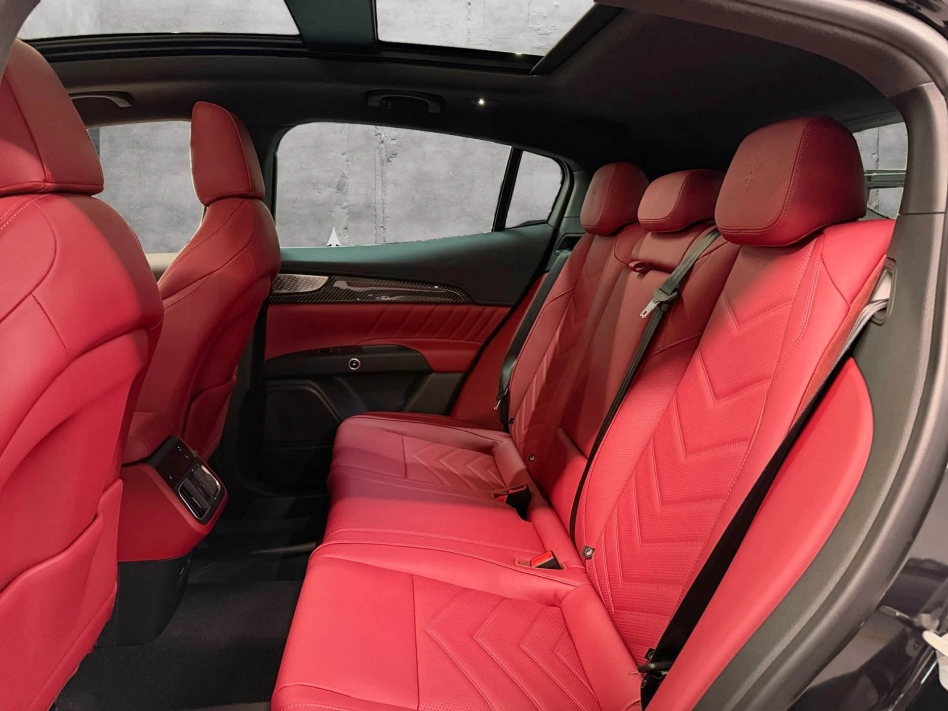 mph012_900435273_1c0cc02b_a388_493f_a382_115b1d7cd940_ae16b717ba