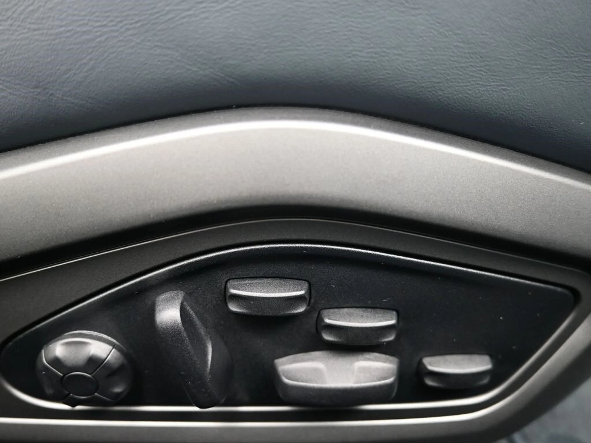 mph012_90120222_729cfa039262c2c3bf04d9ee1551f833x_e4fecf6e8c