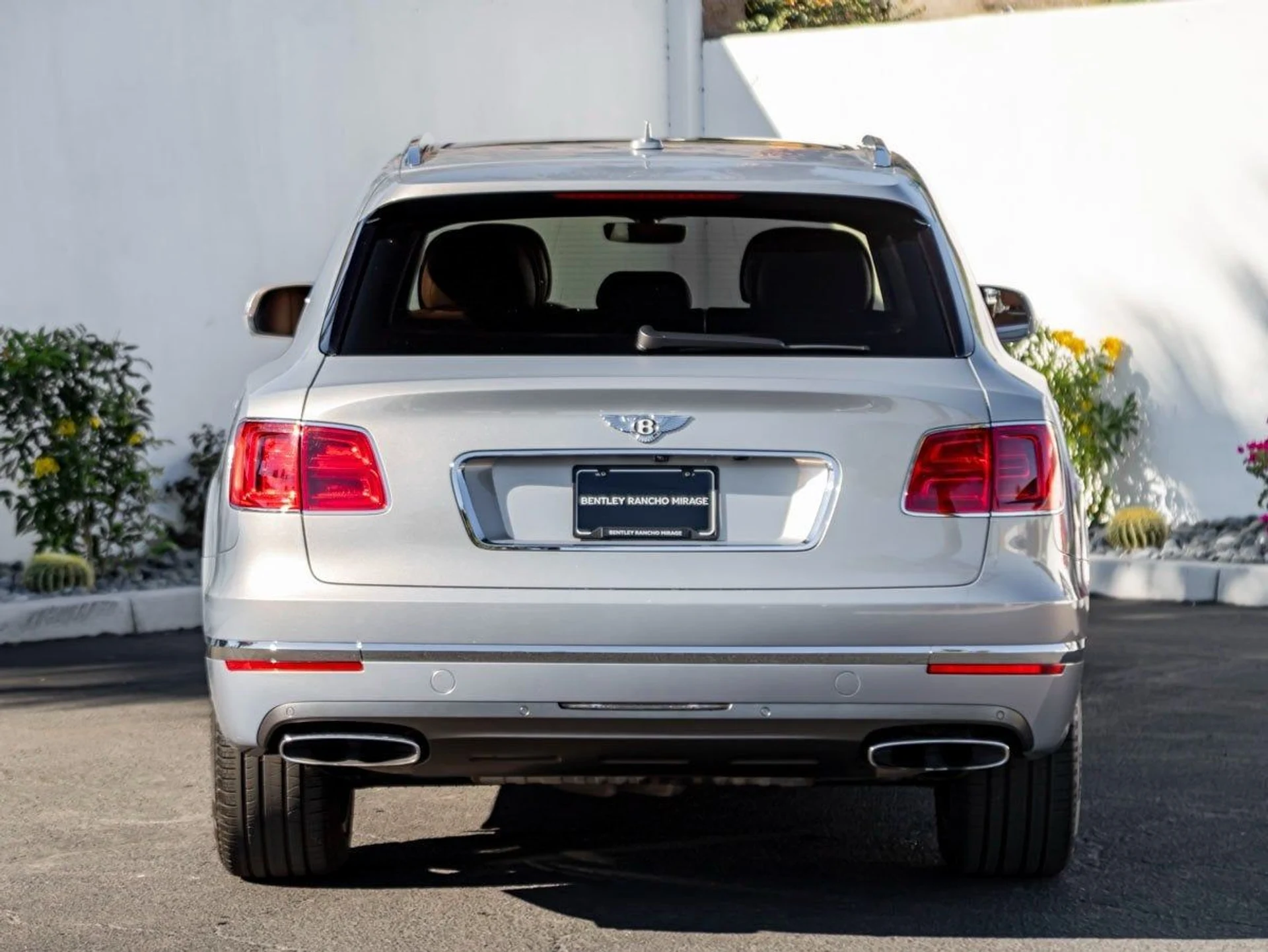 mph012_901786078_13_a9f0213355