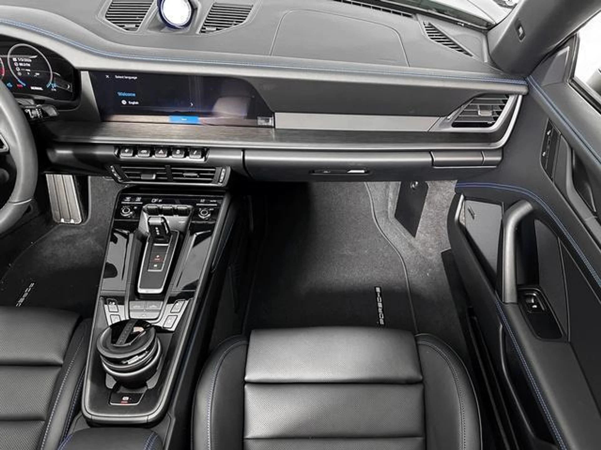 mph012_903607899_pdw9zf_K6l_PE_88_VA_6qg_U7w_Xsk_Tl_M_29261b8e59