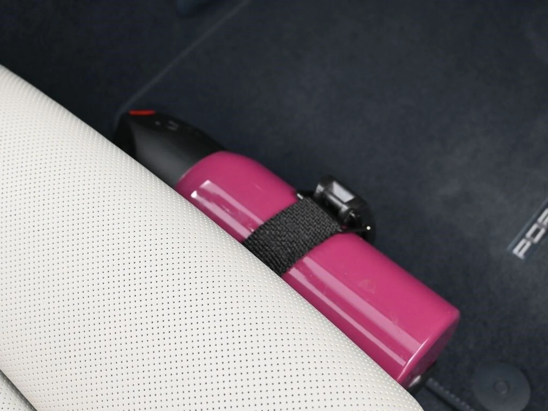 mph012_910476786_52f73e09f84d1601829261efb9157e38x_44a69a9fc3