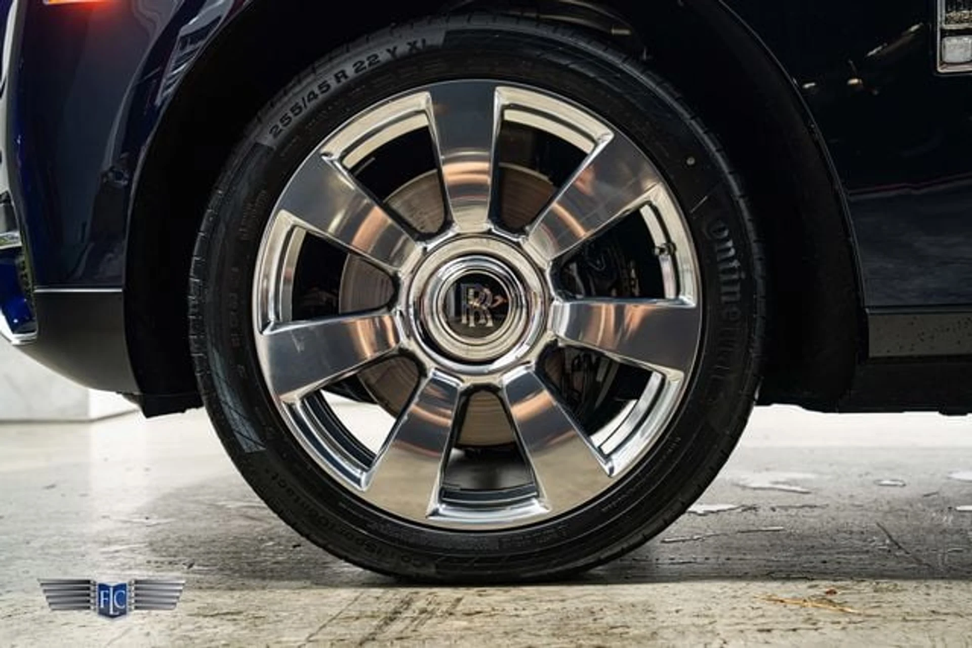 mph012_911681694_used_2023_rolls_royce_cullinan_sportutility_9689_23087189_17_640_d3b1b465fc