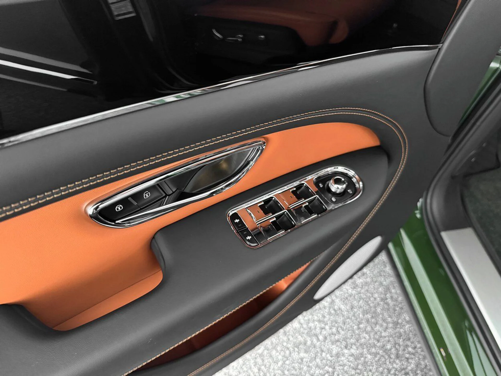 mph012_911854366_9309c8364d766cd90ec18f0dbb39b3af_9c9a8996ab