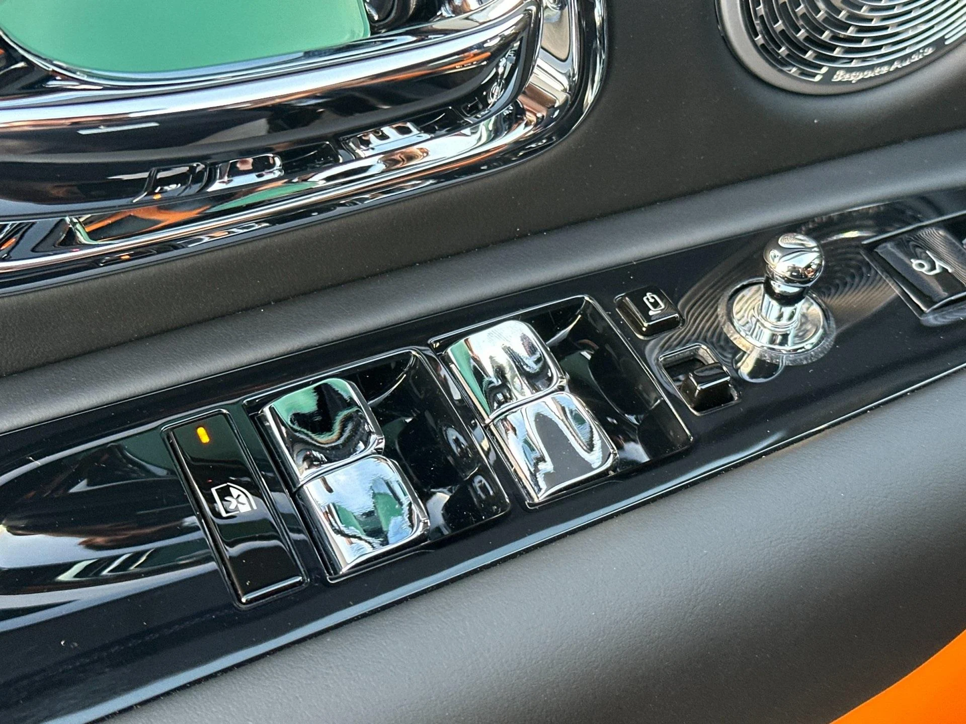 mph012_912071311_New_2026_Rolls_Royce_Black_Badge_Cullinan_1764949802_1c0d0ae371