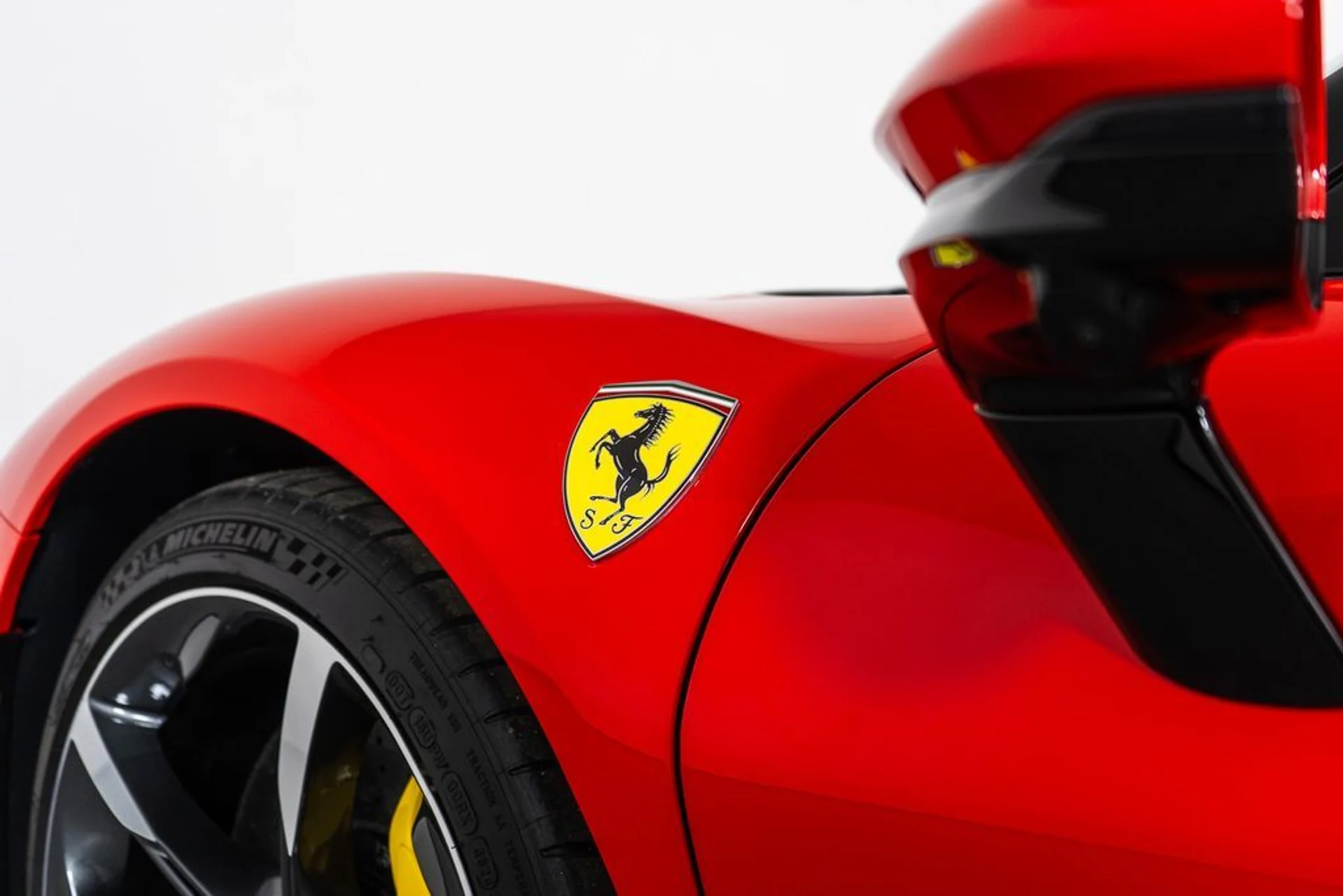 mph012_91427048_6a34400f_8985_46ab_b34c_32c102e88335_6ca93e192a