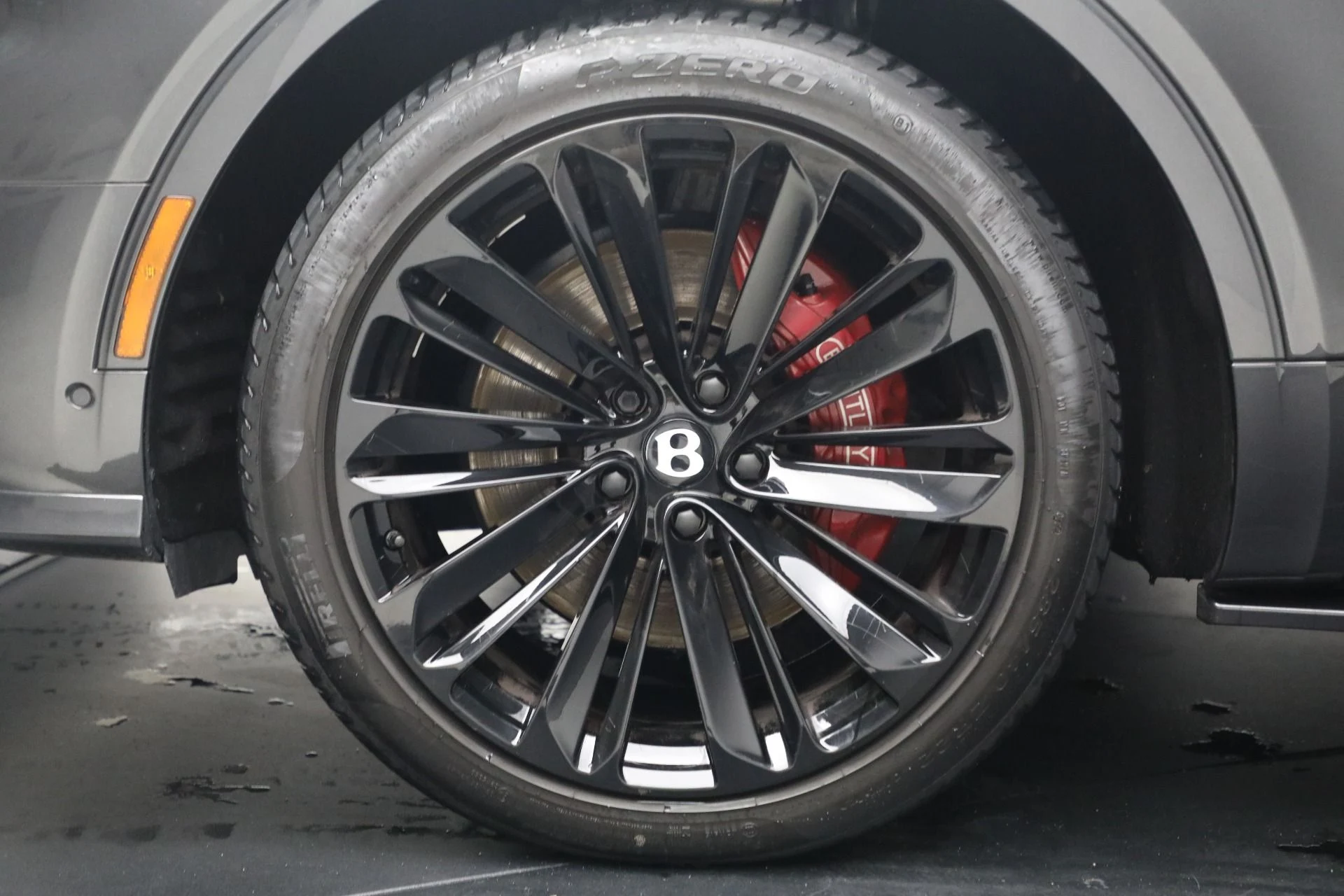 mph012_914453694_Used_2022_Bentley_Bentayga_Speed_1768683937_4d7a6683ac