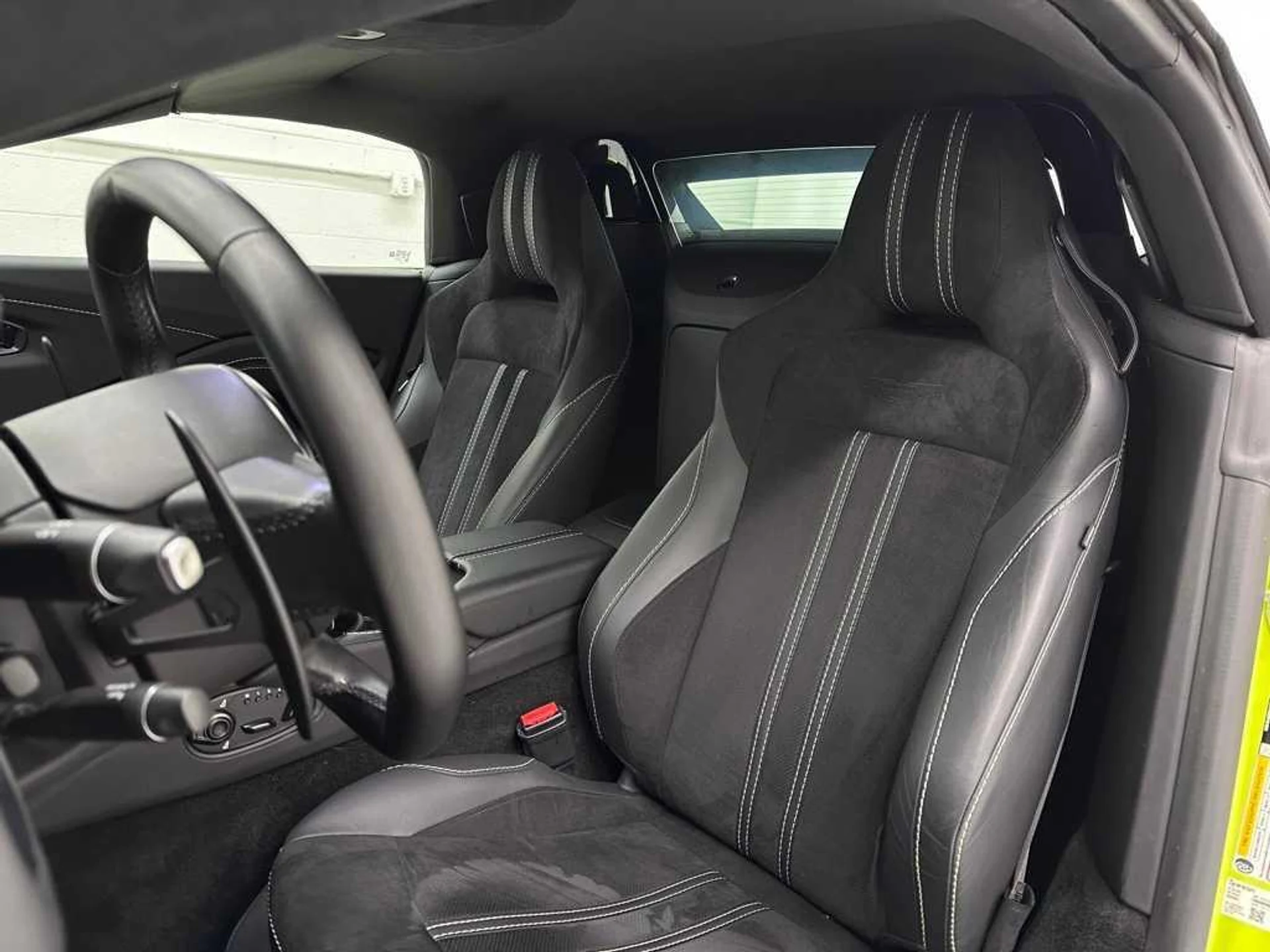 mph012_916495565_6_J_k_Y93_Y9m_W_Xa_HZ_Faa4_Fqr_Eb_r8_35d2d269ca