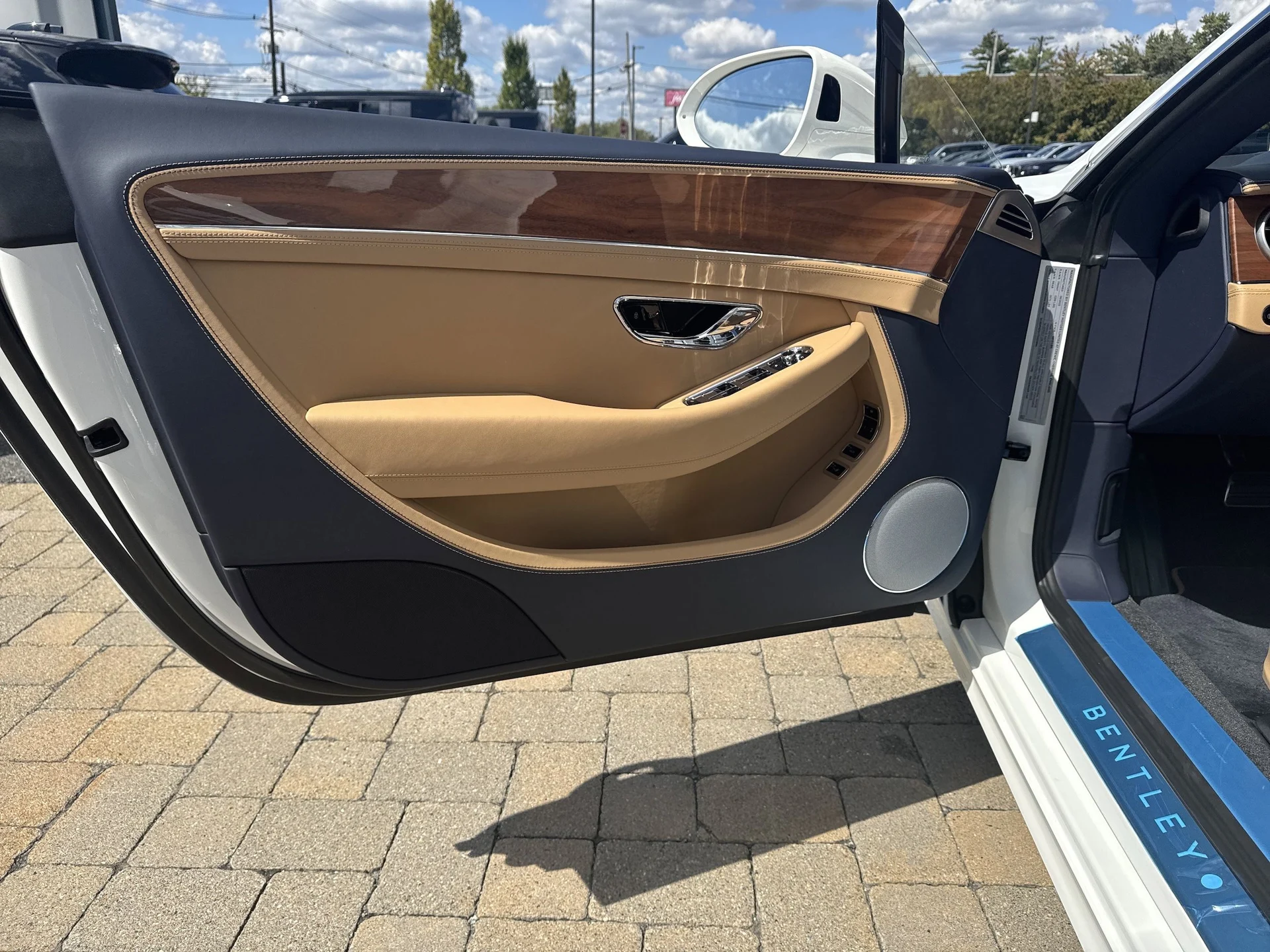 mph012_922008727_c400e22c2195427e1388d68964ff3ea4x_af0d70d4b3