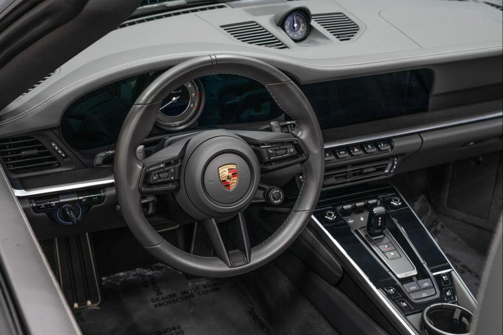 mph012_923101573_Qo_RGV_Vml_Poeb_Uj6o_B_Uo_EN_5d_Xrp_A_6a1af67d3b