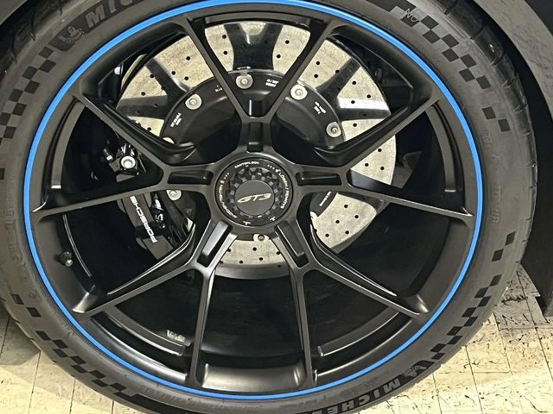 mph012_940802963_dd8aa5c5b1f2110c247a1c2028ec6062x_998134beec