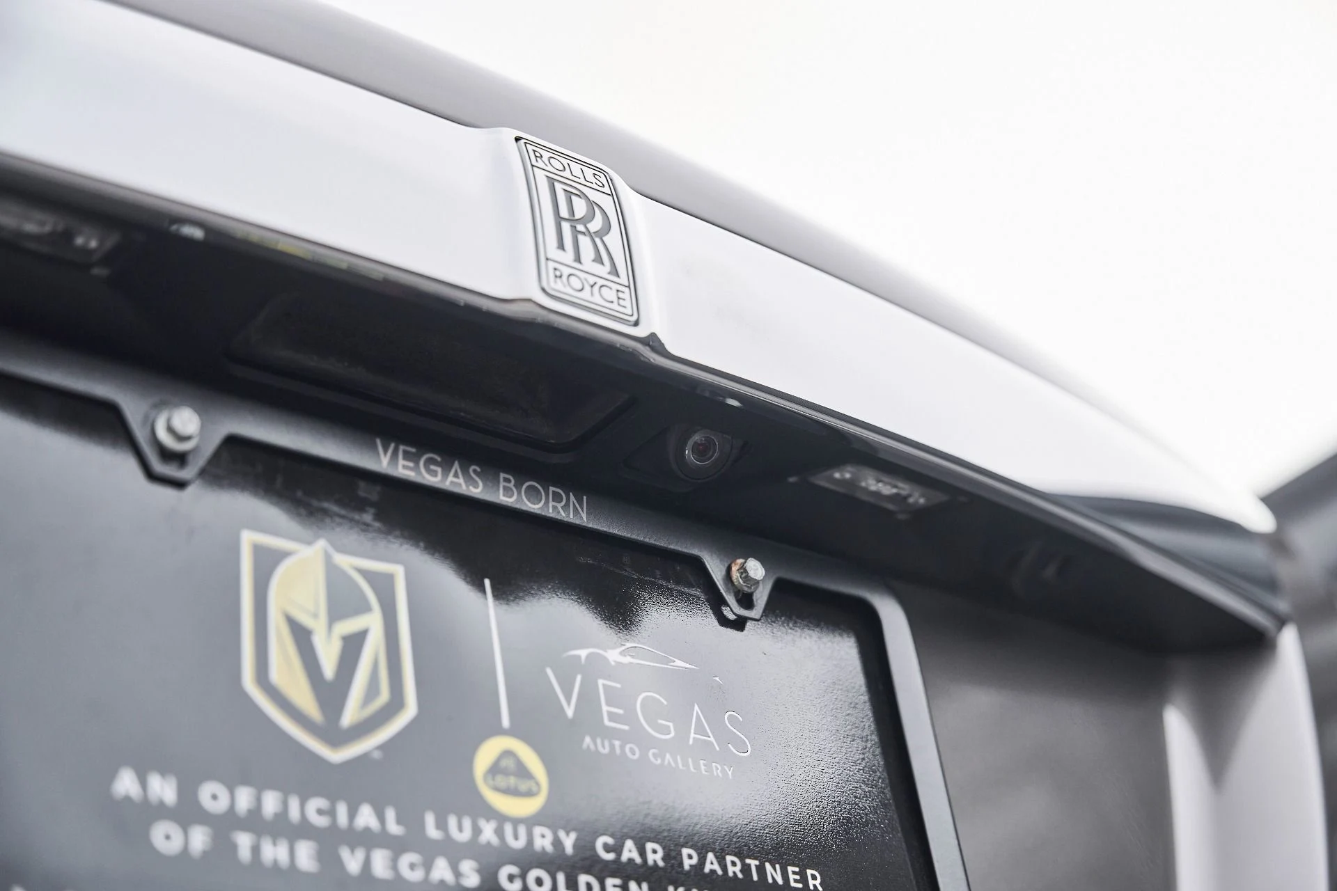 mph012_940808170_Used_2014_Rolls_Royce_Wraith_Base_1767150945_7412a91202