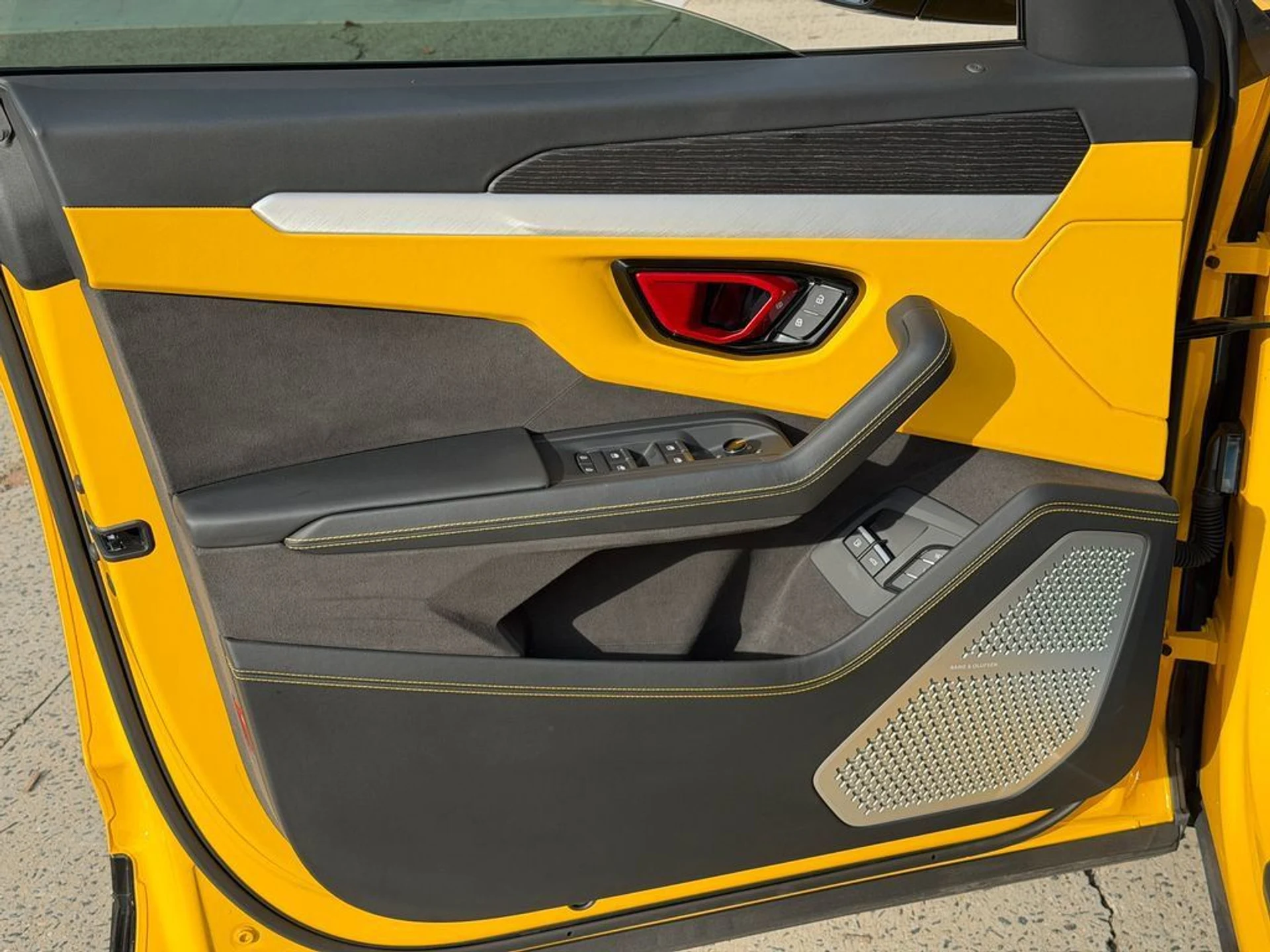 mph012_943191916_35a90ac693694fefa5def951065f8e53_a4e384bcba