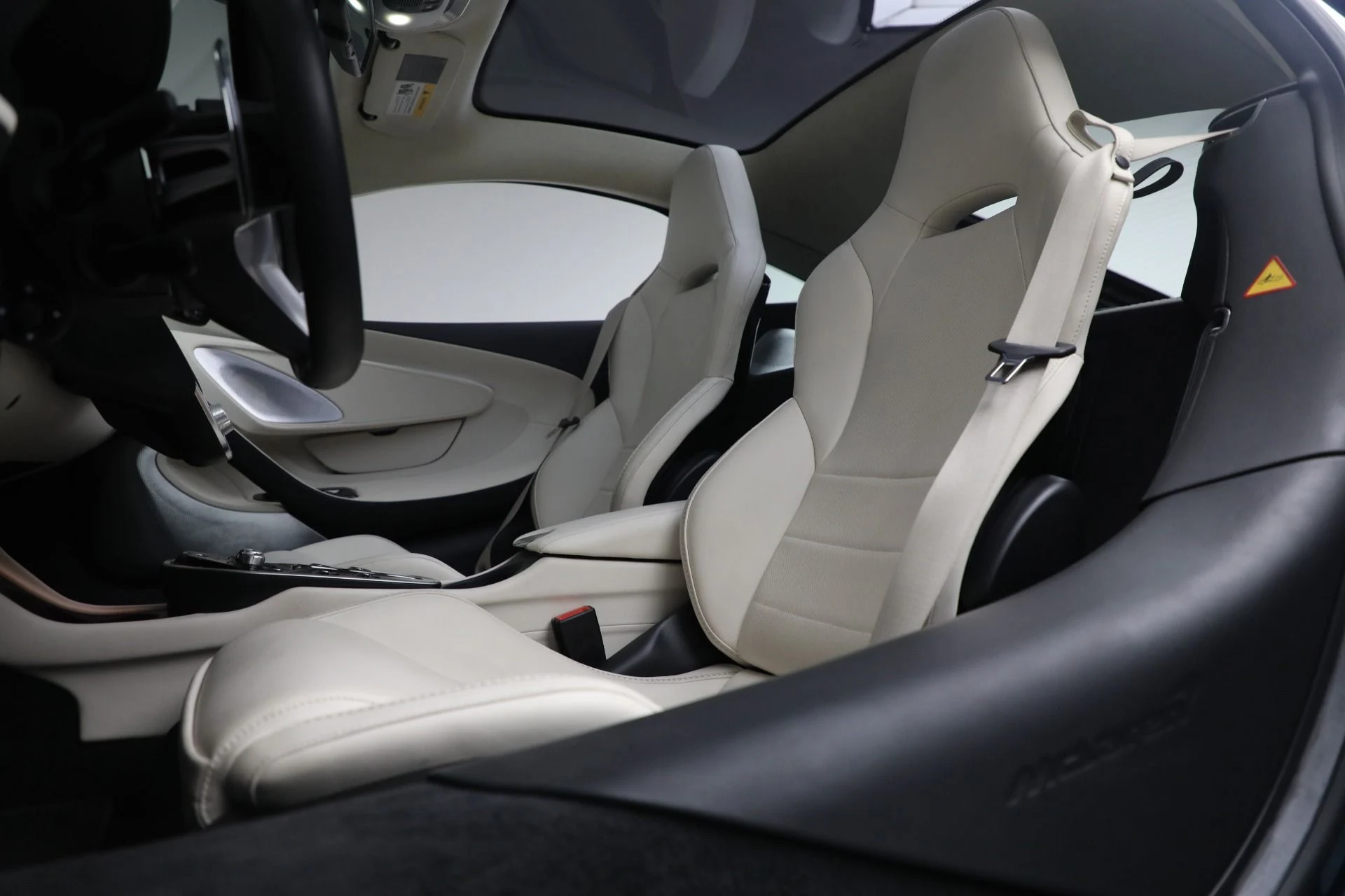 mph012_944717784_Used_2023_Mc_Laren_GT_Luxe_d51e668e3c