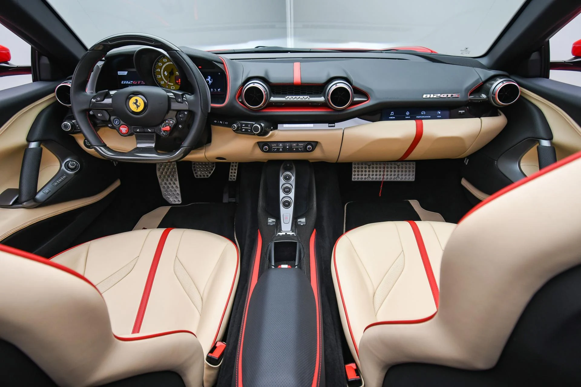 mph012_946840461_Used_2022_Ferrari_812_GTS_1752652118_1456925d76