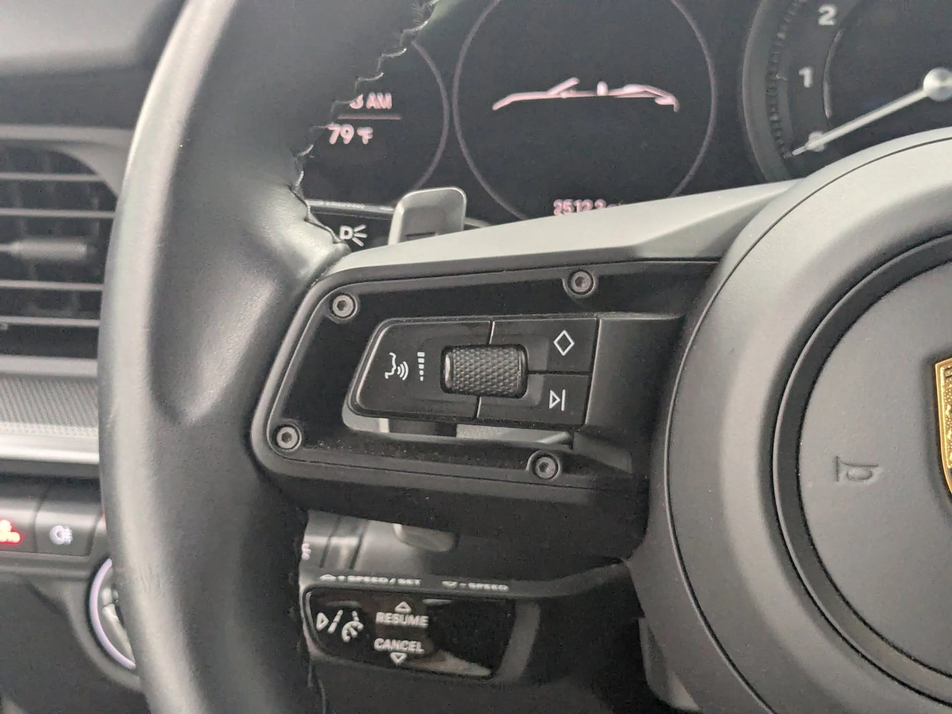 mph012_947548622_7c776341157b9f88767bd0bc93c2fa4dx_3f554613cd