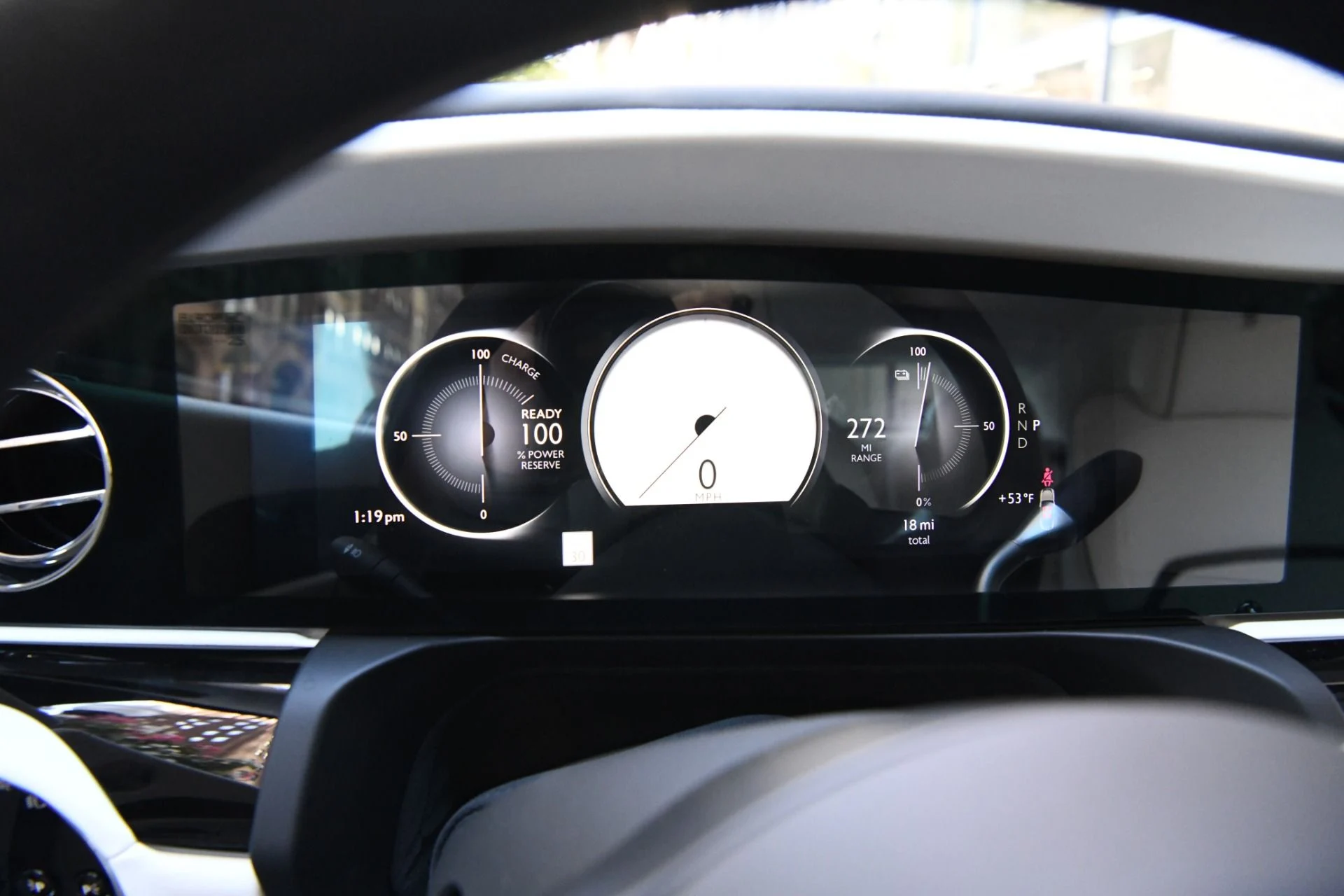 mph012_952489135_11990_p14_l_c0a5f3c43b