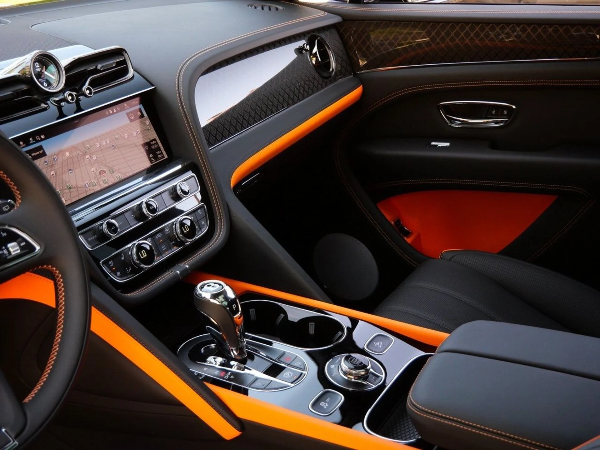 mph012_955603479_8ab9a69ef8a6bb32b19c7a1dc6261c28x_5ce76231d1