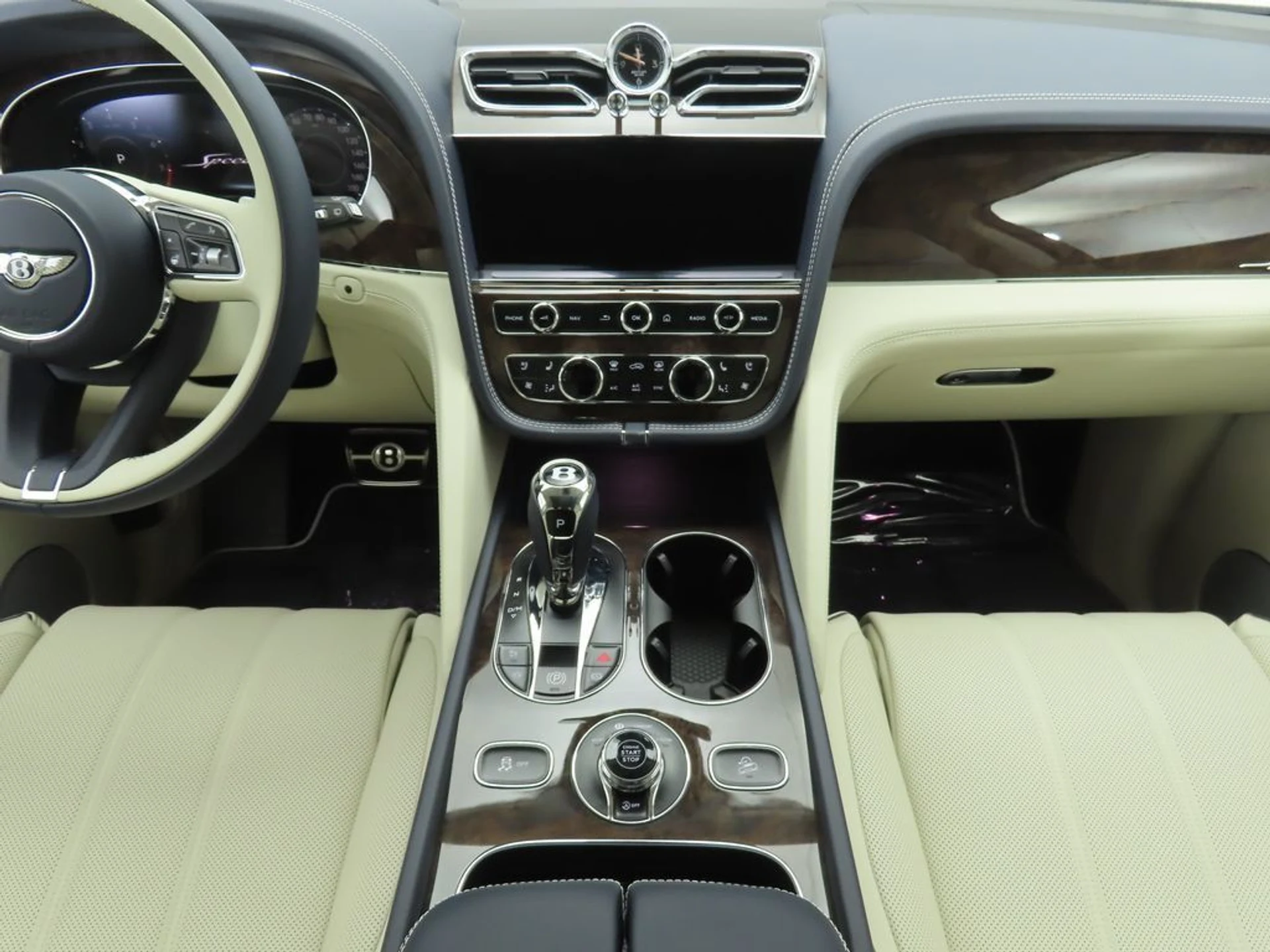 mph012_957311236_new_2026_bentley_bentayga_8119_22957668_13_1024_9a323c1bc9