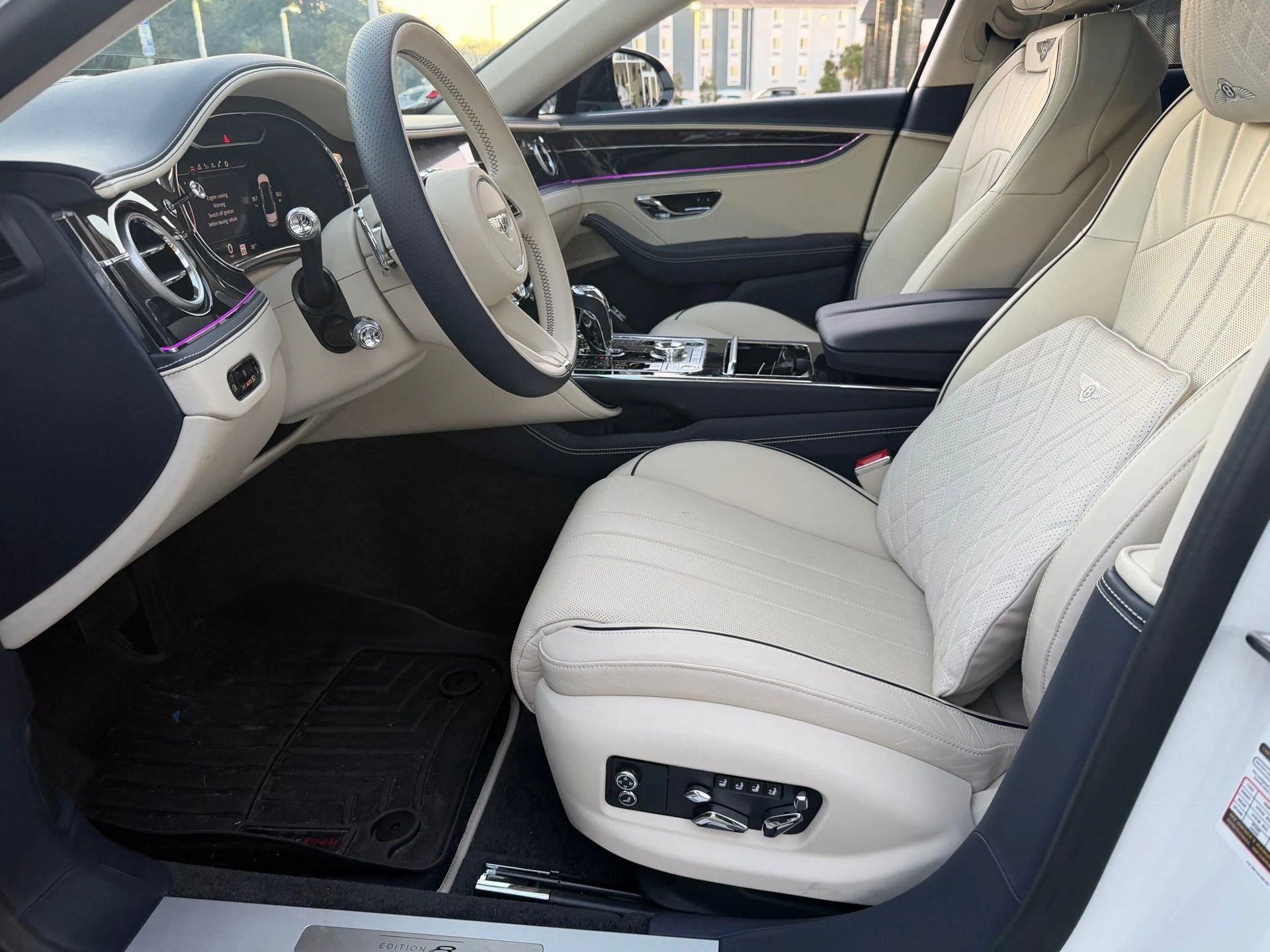 mph012_961093961_c40f8603241346ef903524290f4c9c06_1cb715dccf