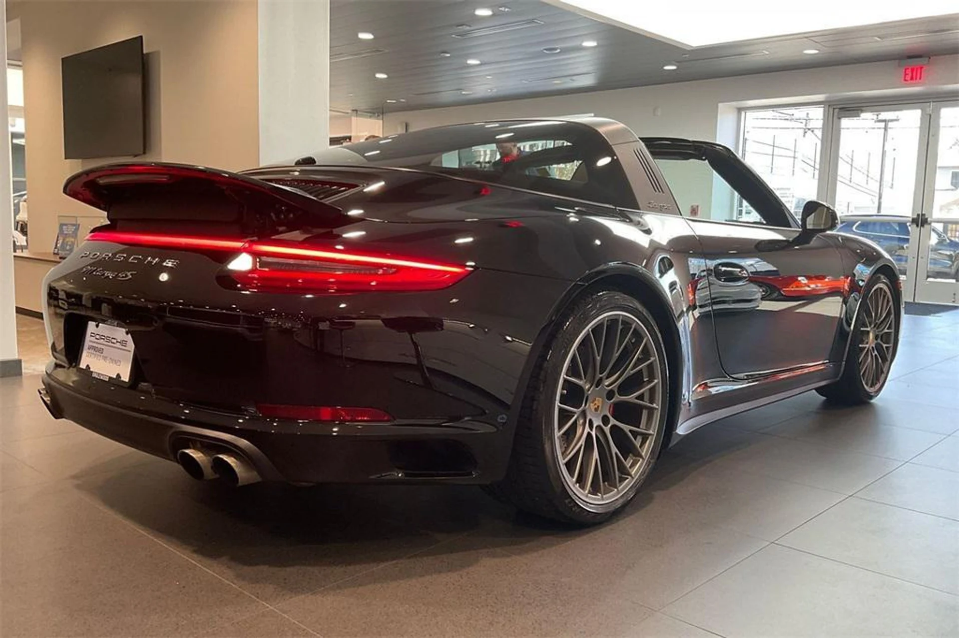 mph012_965045408_ev_TRVD_Fa044crnqo_Ci_TTO_Gsitc8_00ce4ff255