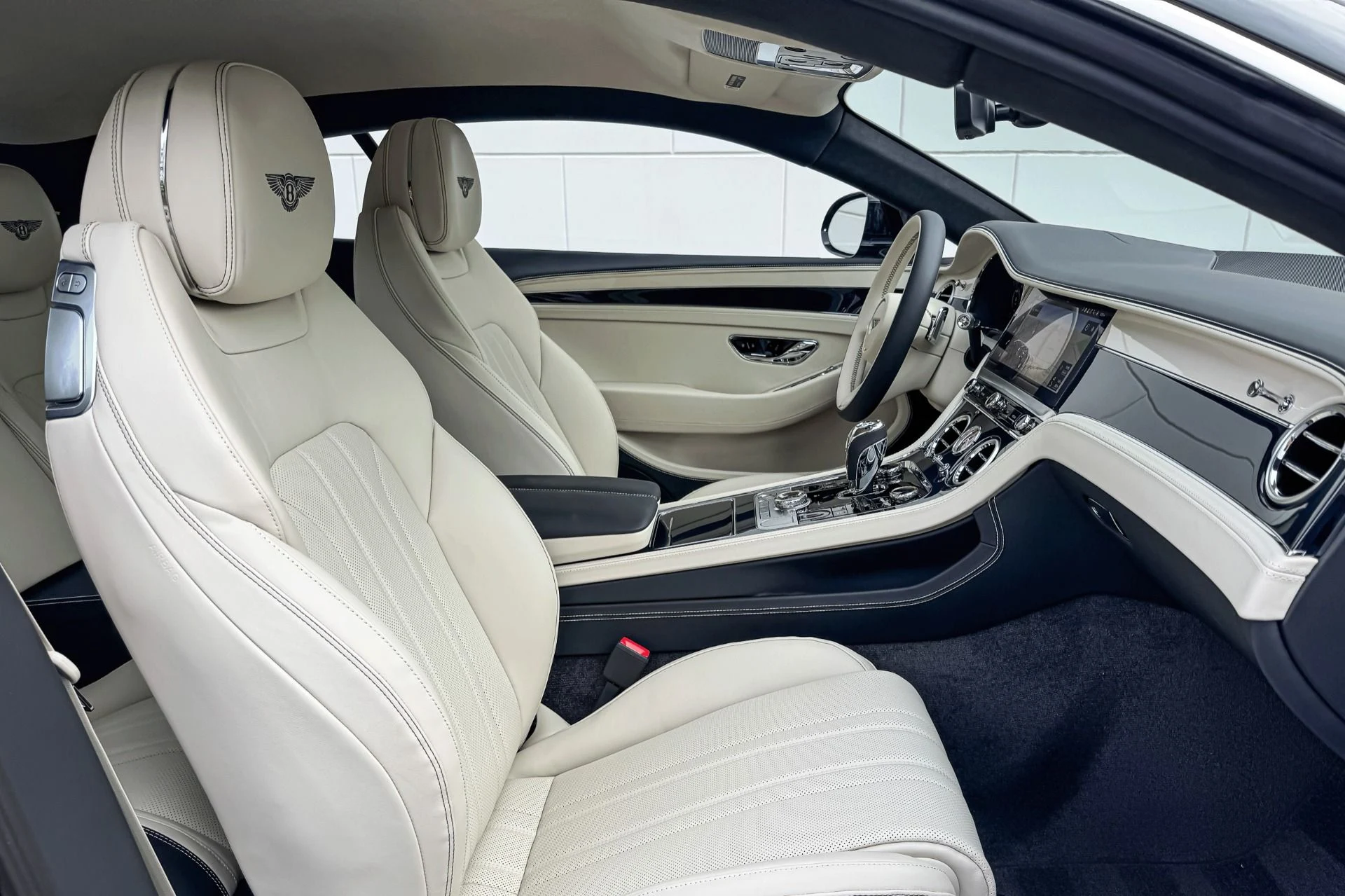 mph012_965536545_New_2026_Bentley_Continental_GT_GT_1758109403_45b01f8828