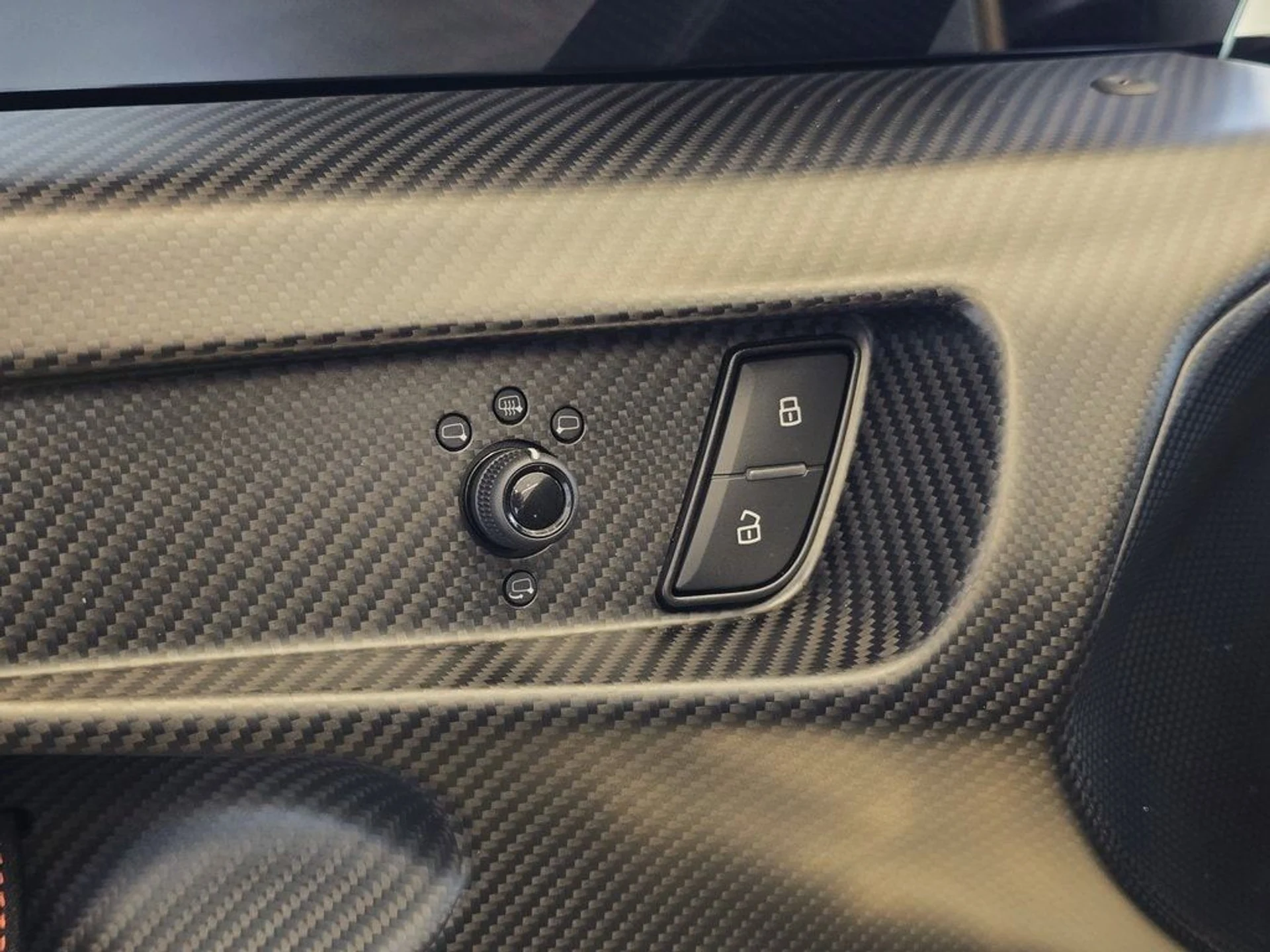 mph012_970113587_db57997b6543e9548eb3ee912d178359x_edf9f4d23d