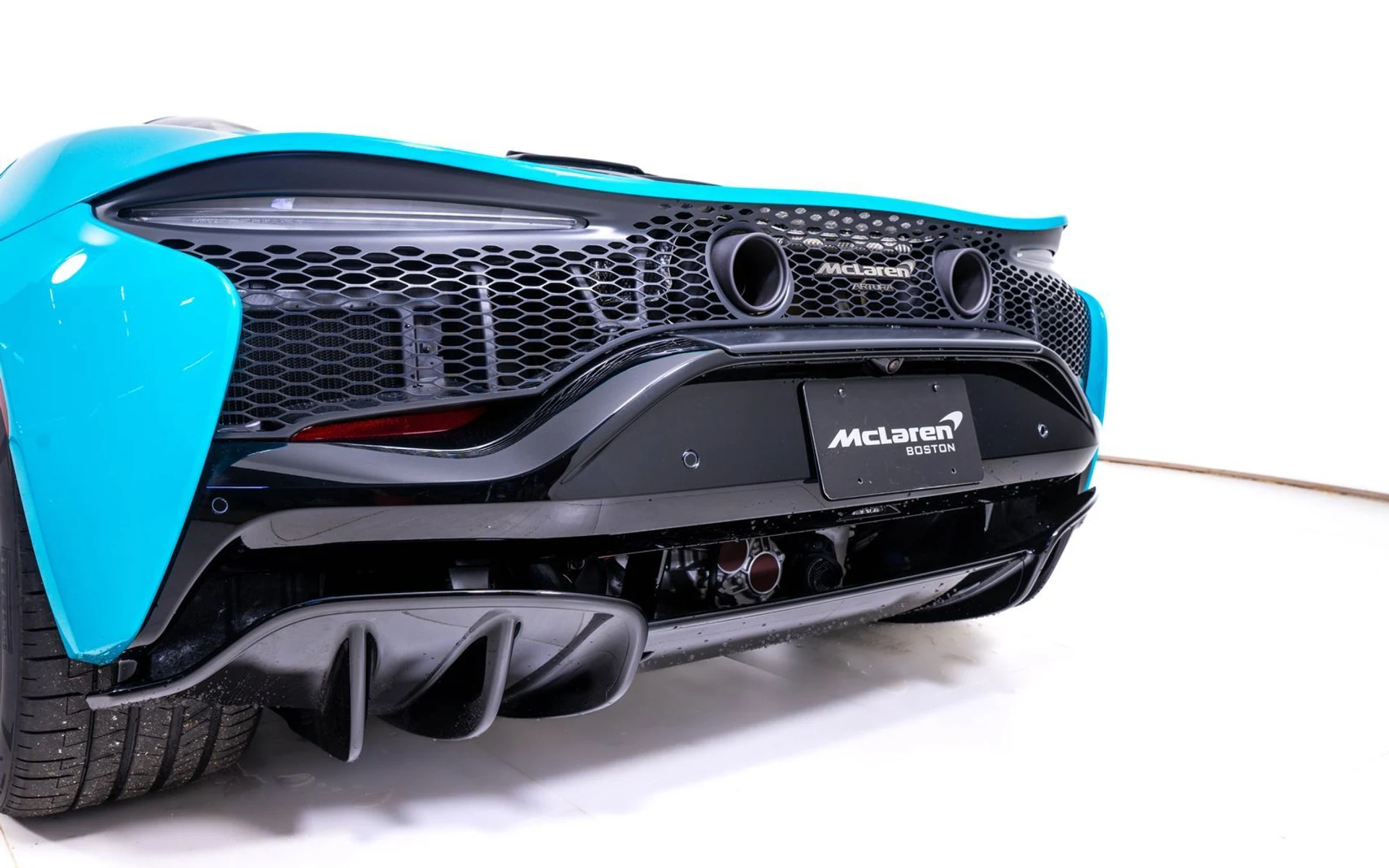 mph012_971661899_ee97434f79cd39dc9acd2f0f36a6b72bx_c9e32a616b