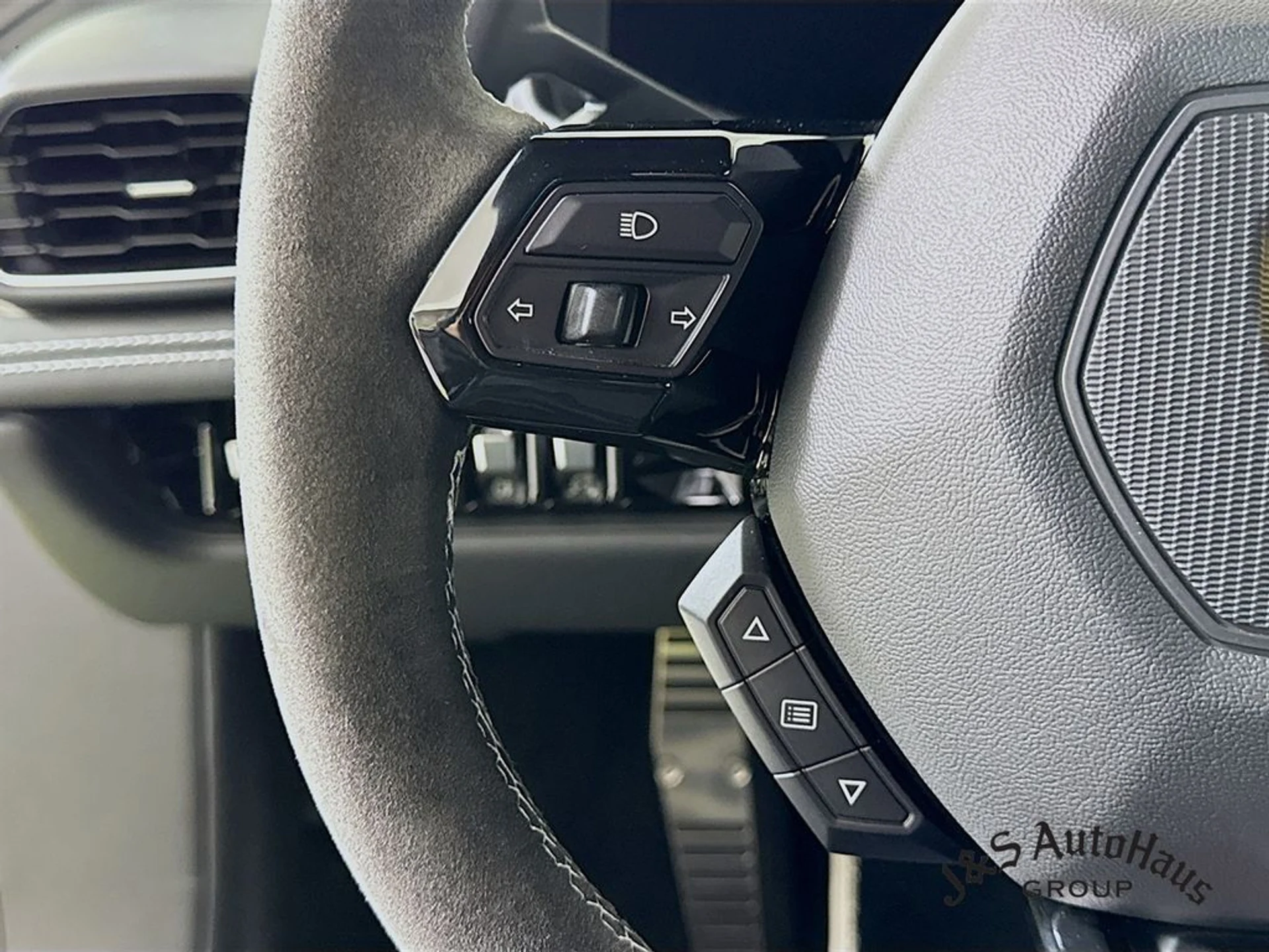 mph012_979608511_301f4ugx0pasv37xmx4gntb6lnxw_e230236ad9