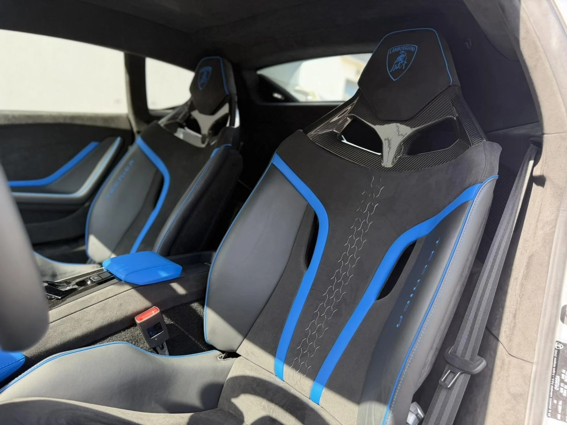 mph012_983949817_43bccc351853b8458f8684ab7da07ba8_fd651baee7