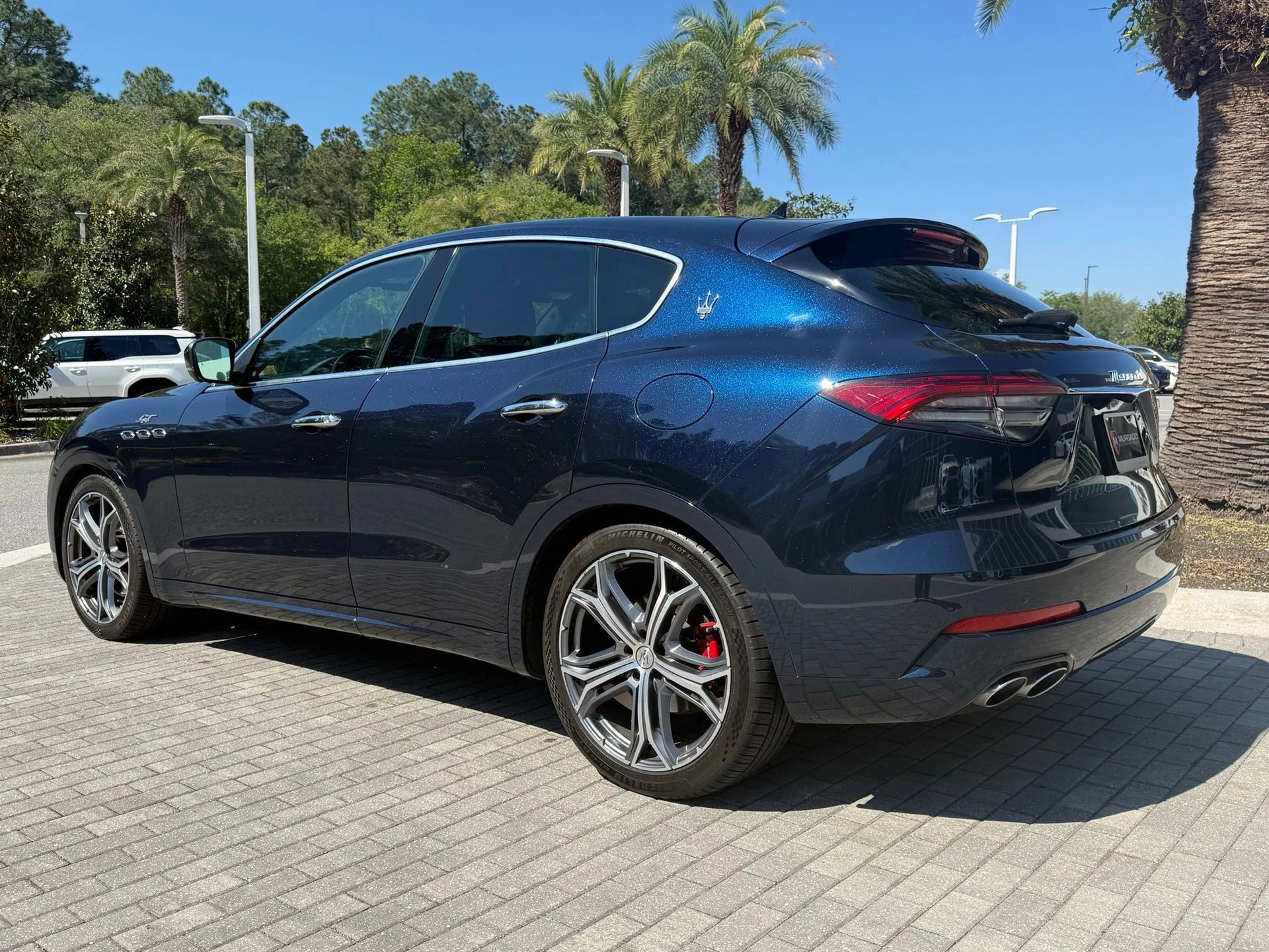 mph012_98455482_7c31cb35806d4aff829bd42c73810dfa_717bf1c182