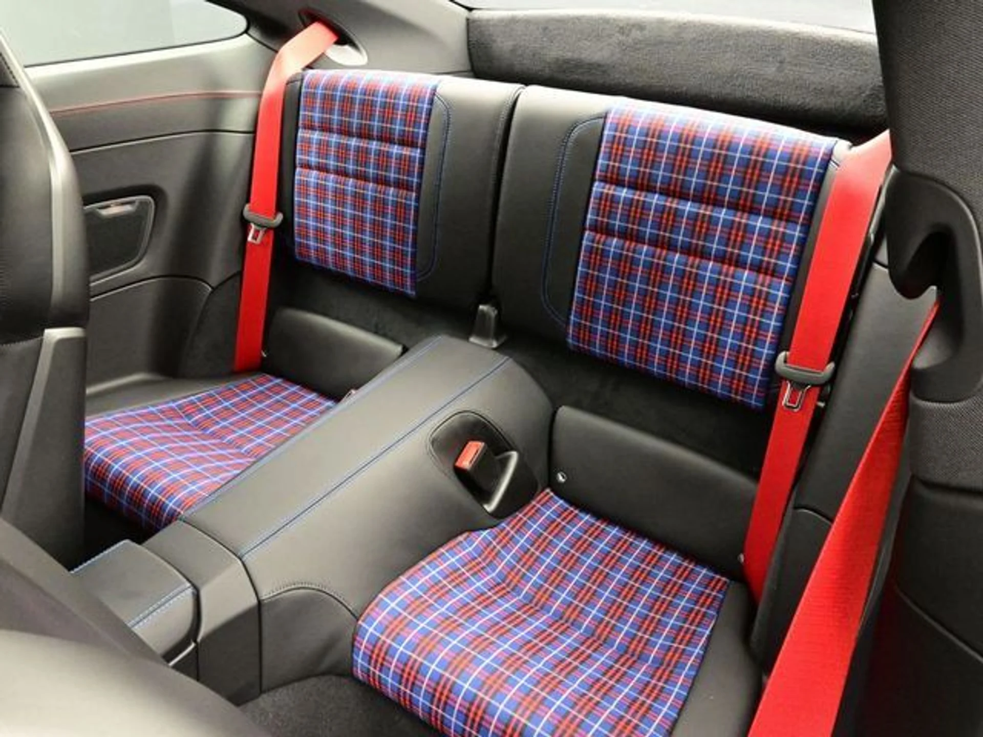 mph012_989625121_1cba4a975546eece8c1f6ac1a3a1317ax_8faf2064a5