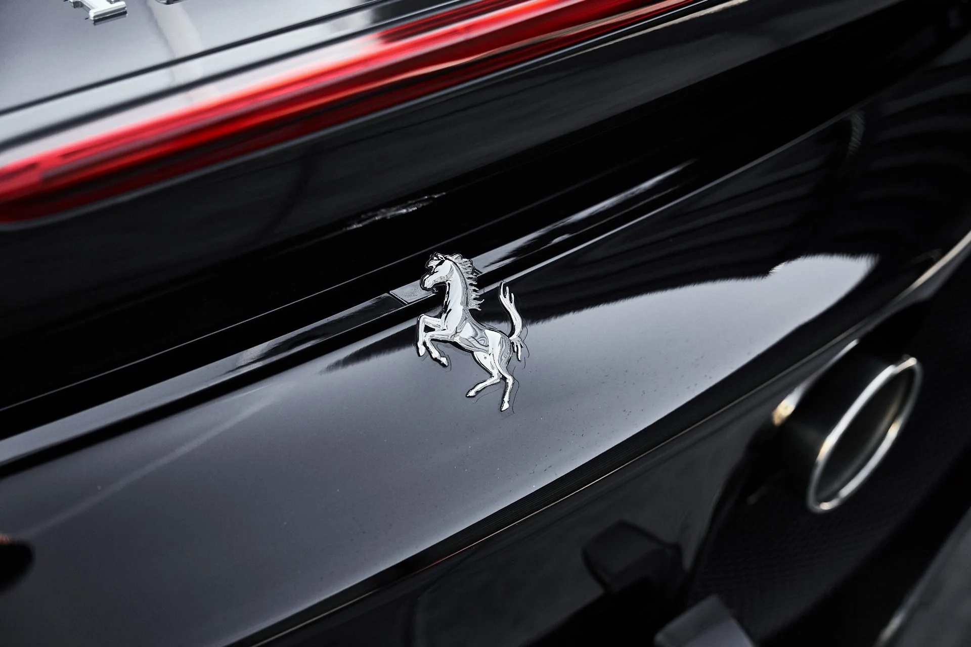 mph012_99714228_Used_2024_Ferrari_SF_90_Spider_Base_1774739093_29bdca3988