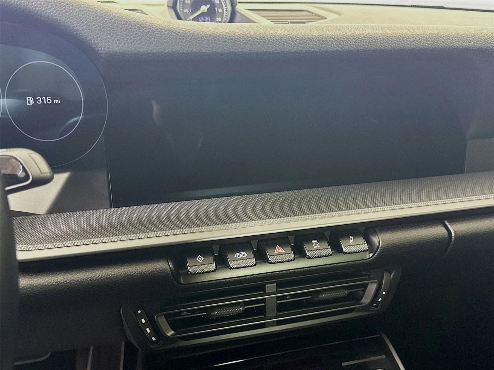 mph013_1000560743_9c7984f58cb530c123bdbce5bb7208f8x_8f2eccd68d