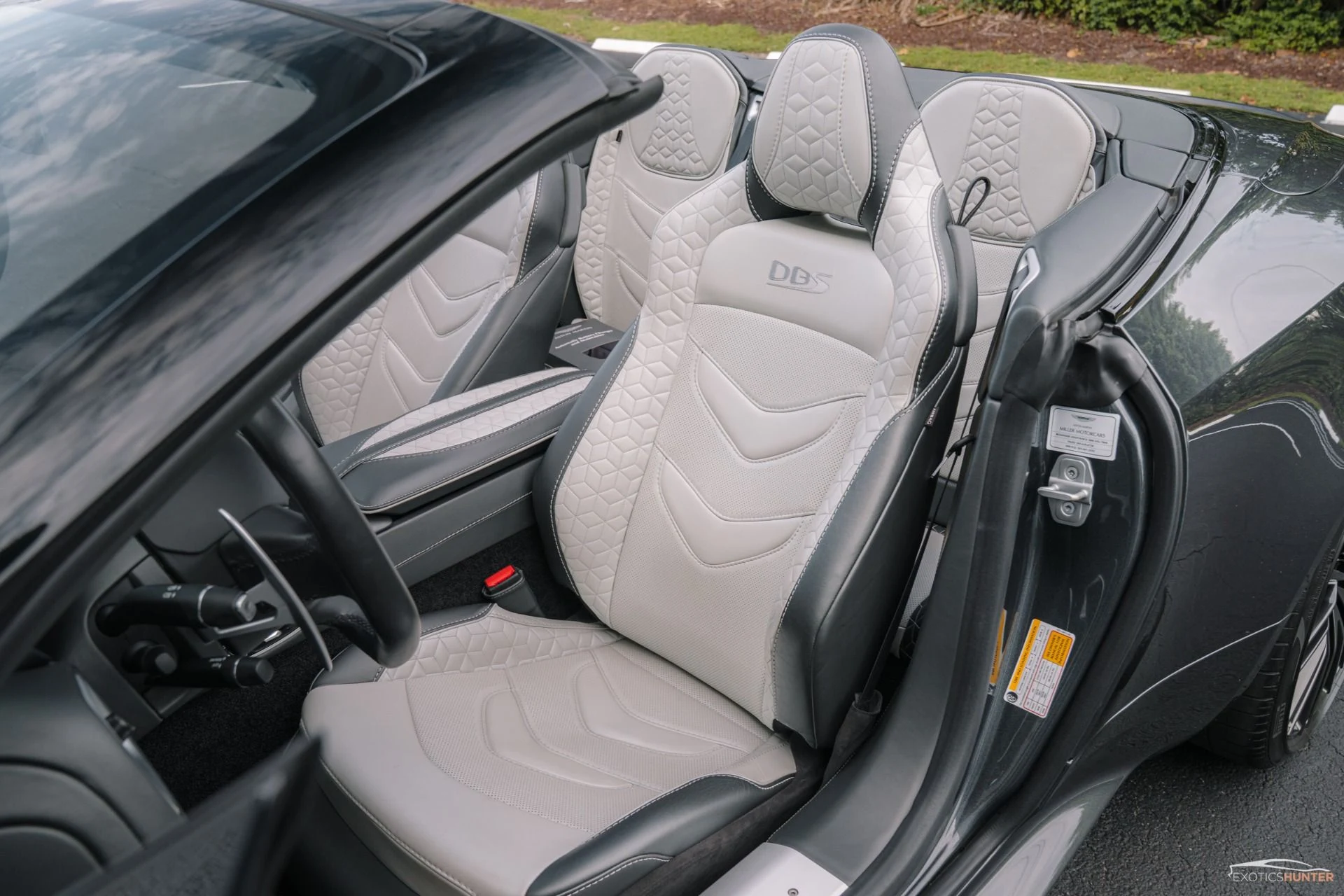 mph013_100157697_Used_2020_Aston_Martin_DBS_Superleggera_1762814909_11c7bdf4d9