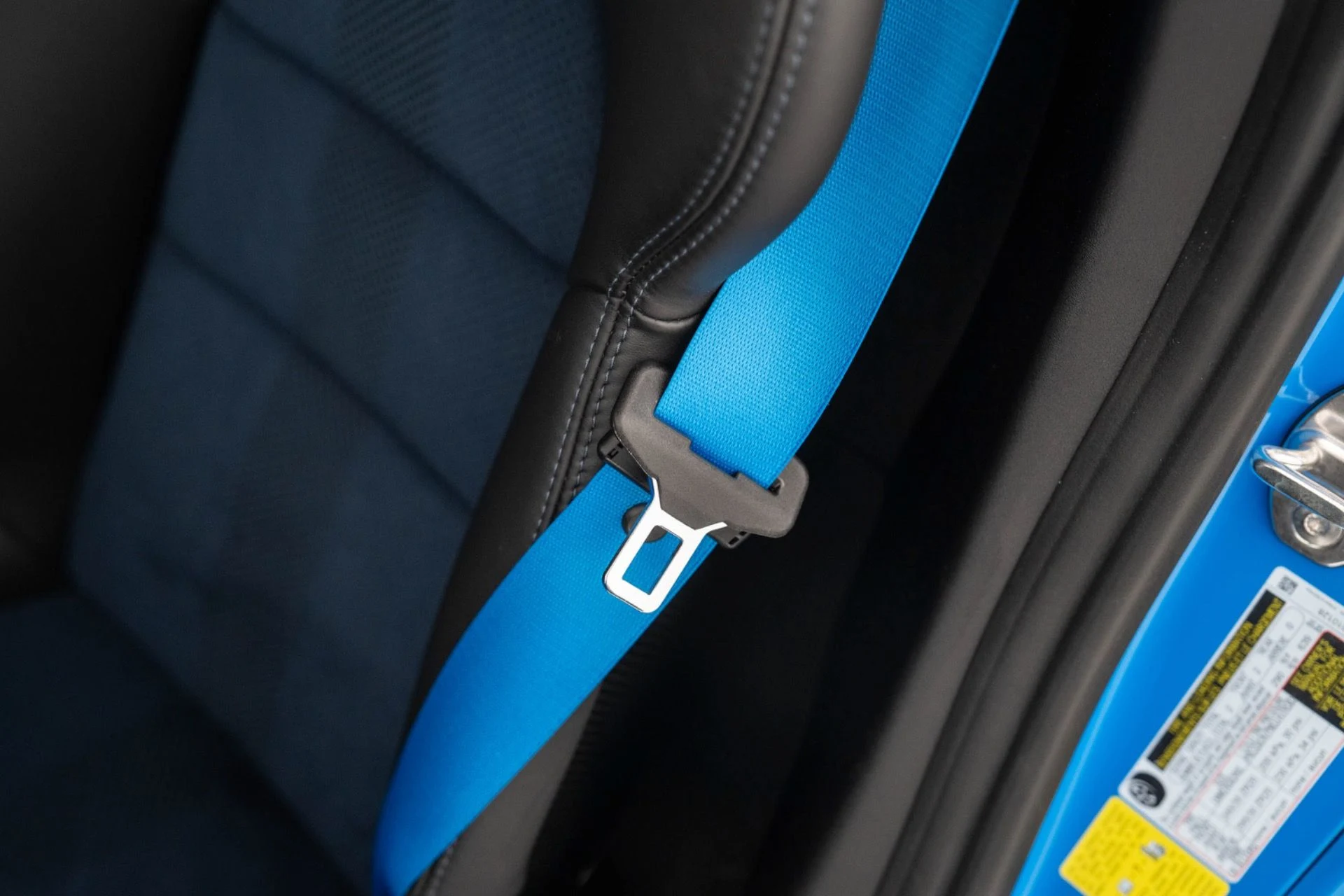 mph013_1001622855_Used_2024_Porsche_718_Cayman_GT_4_RS_1775171225_11d1dde158