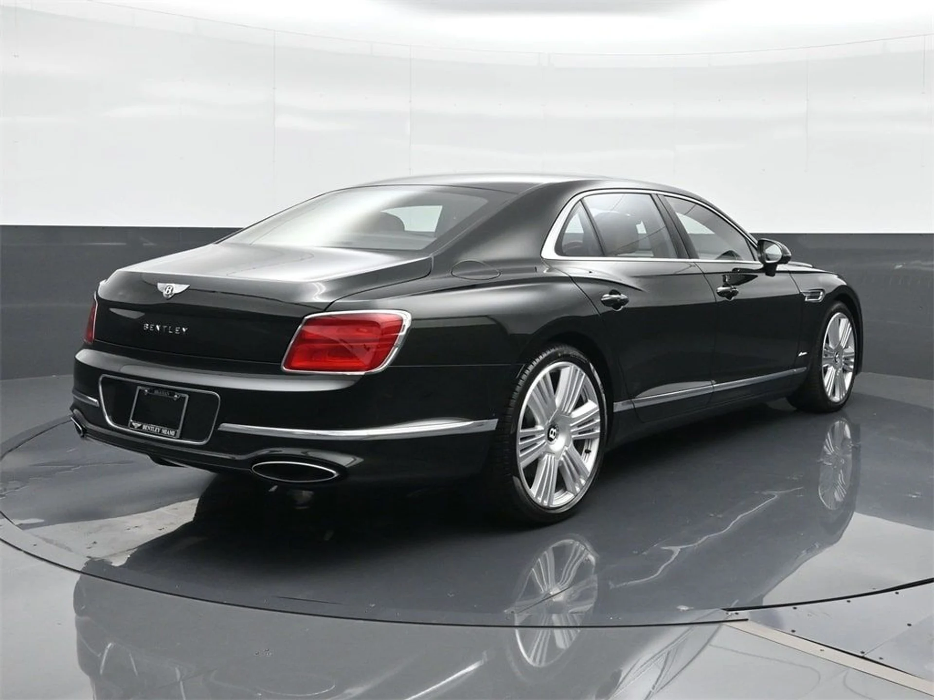 mph013_1007008613_f5ae65a14f6a4d76bd7547b4ccbae5e1x_fe497844ba