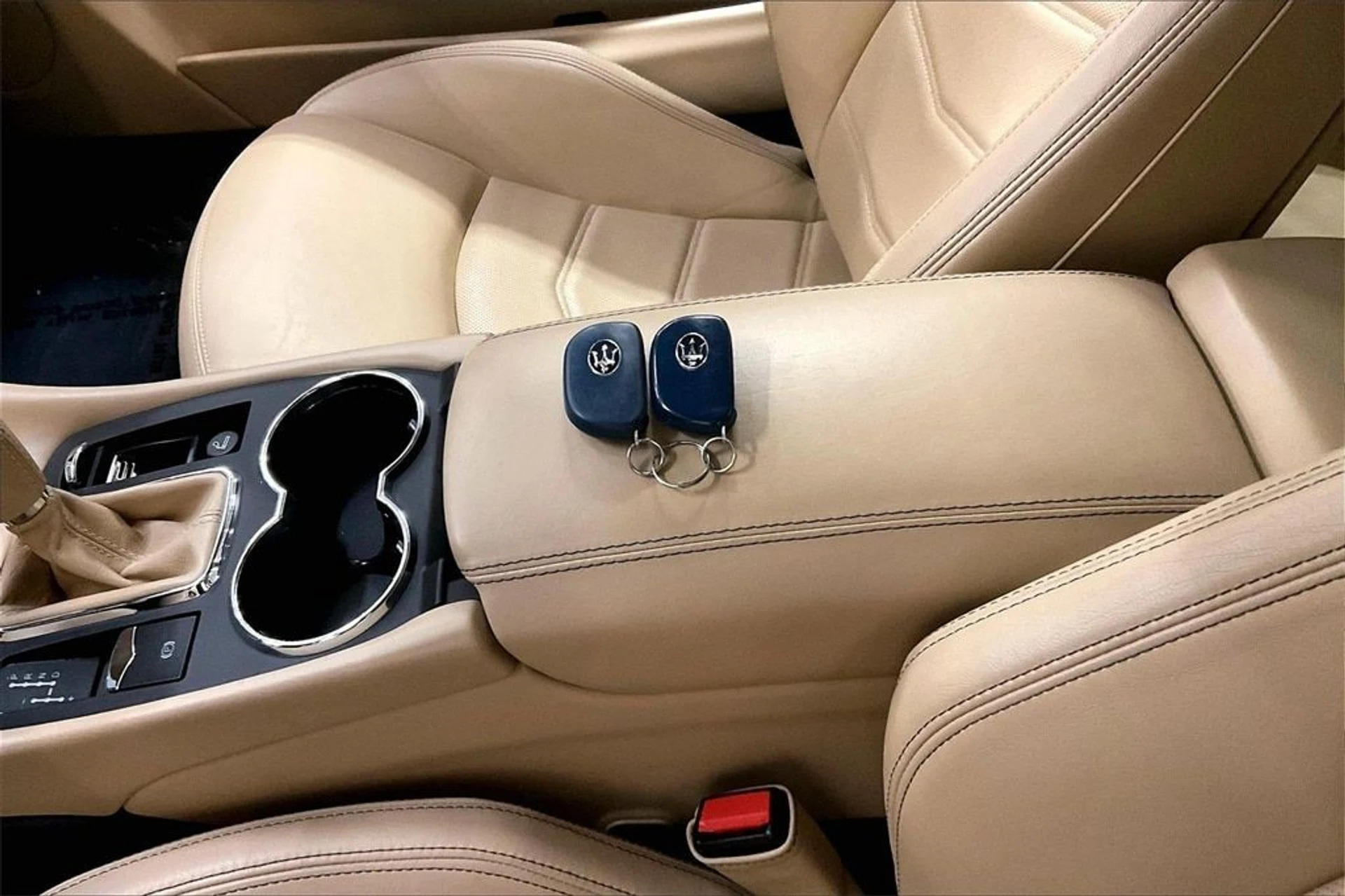 mph013_1011789367_a1a422ccf9f3b18b8ce0095fb048aab1x_d901a2c47c