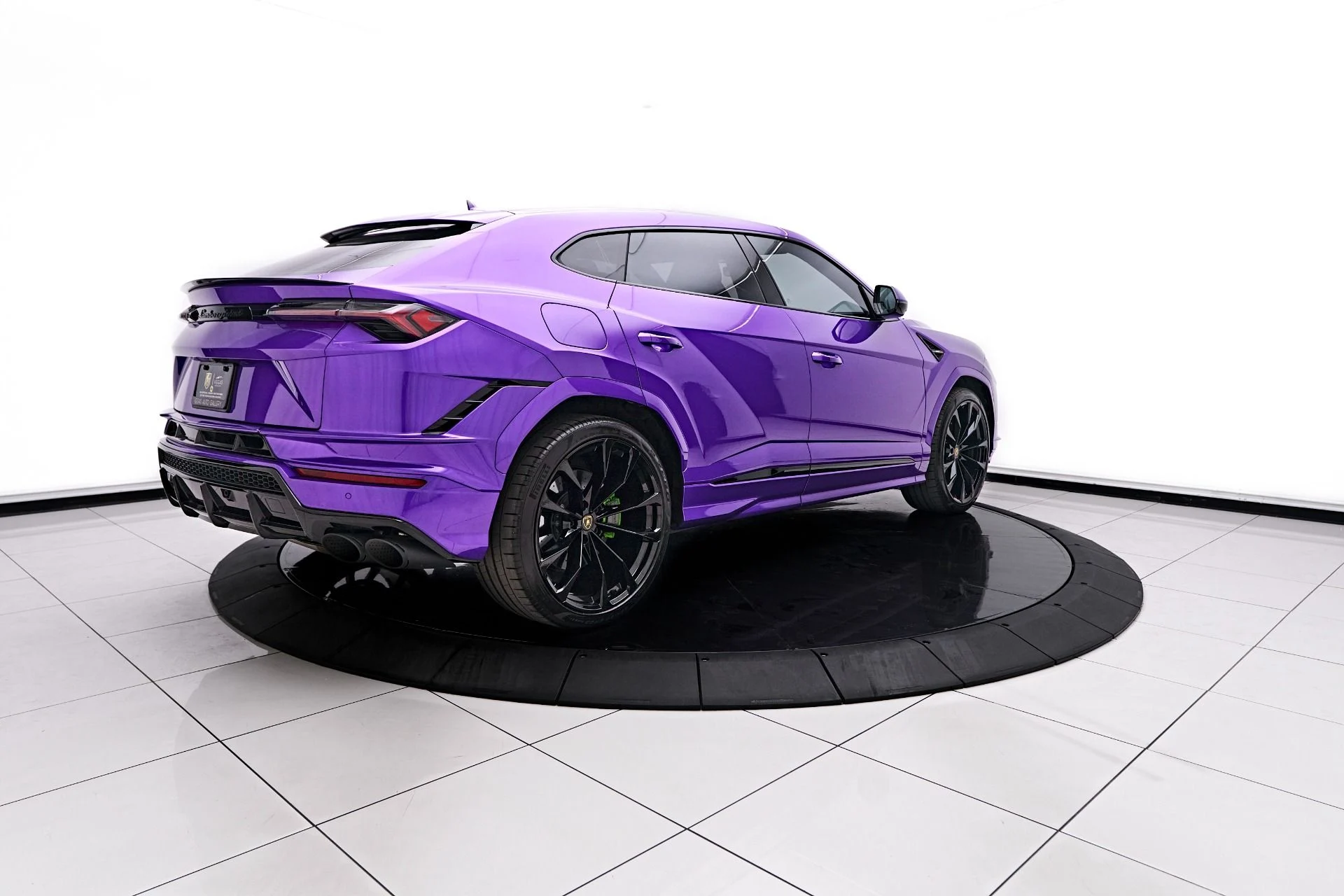 mph013_1012207042_Used_2024_Lamborghini_Urus_S_1753236168_02b5d05eb7