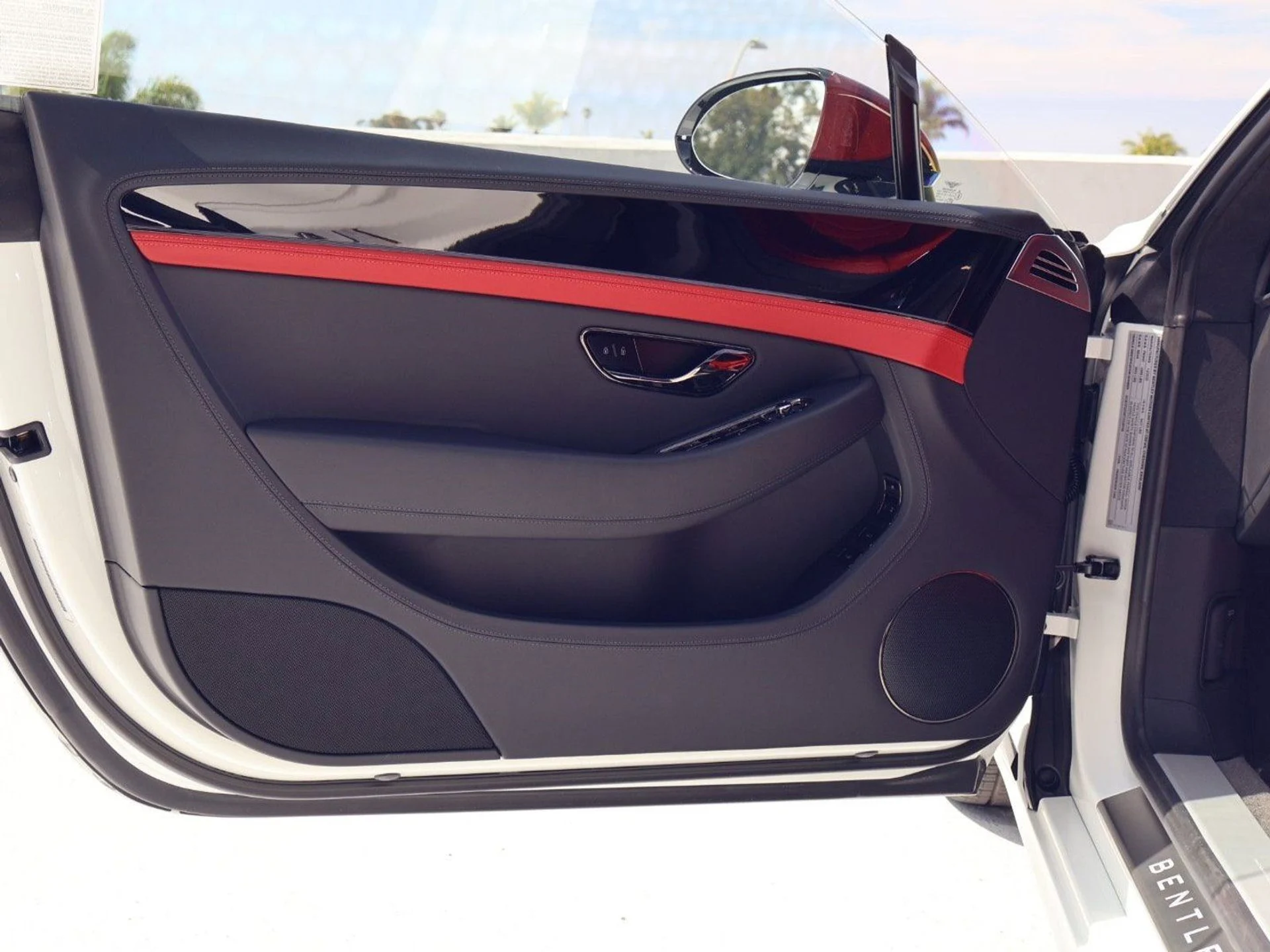 mph013_1013042803_e3bc84361aa83c2887cf79553ab29cb6x_0829988268