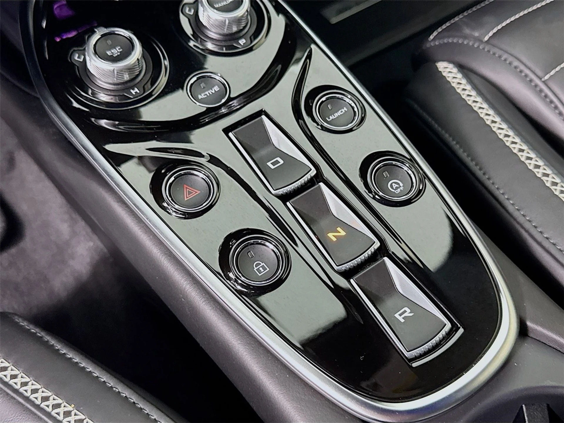 mph013_1014423627_c8f6691688e042116617586bca8a447dx_ca5cf9e1e4